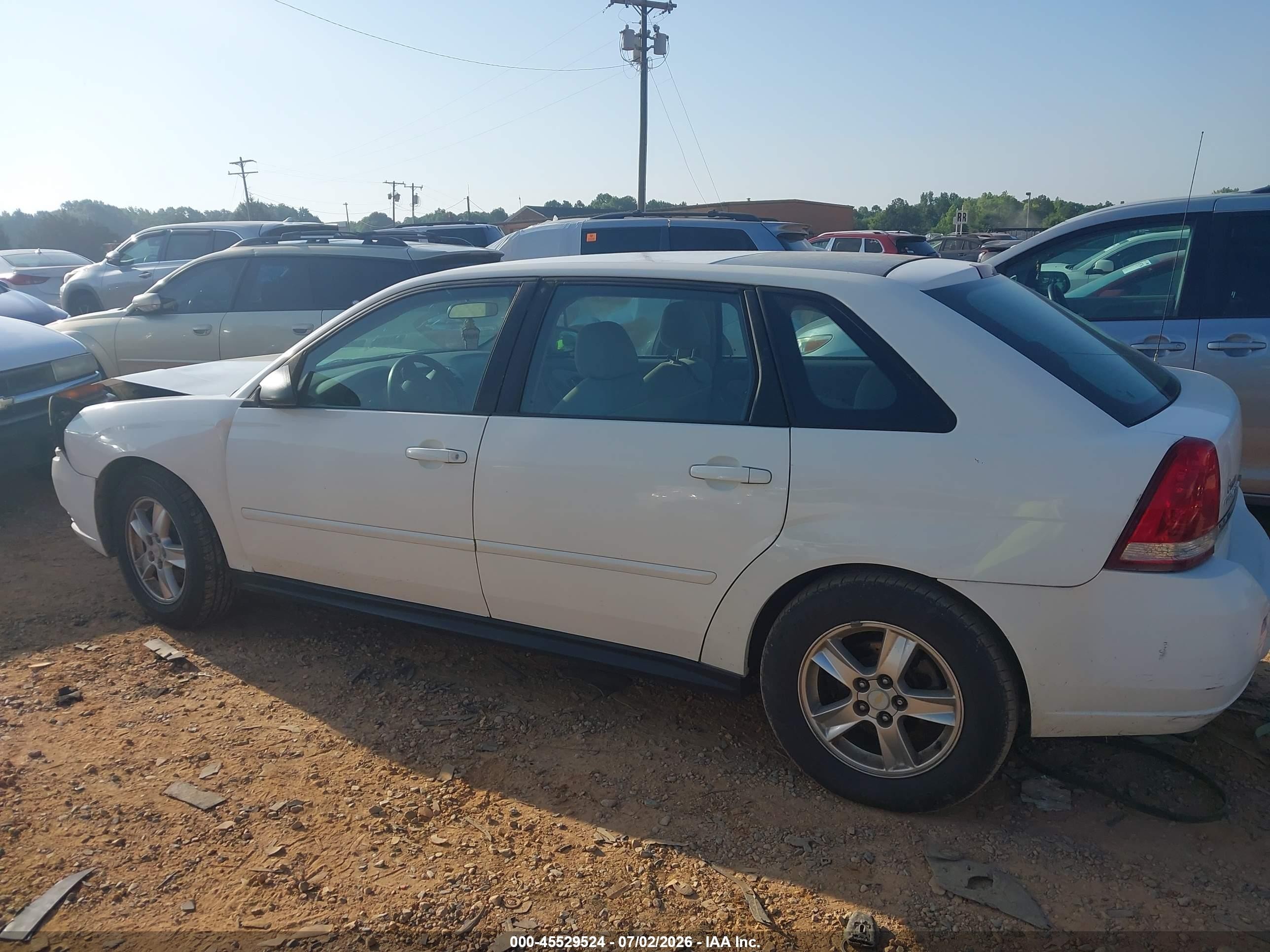 2005 Chevrolet Malibu Maxx Ls White vin: 1G1ZT64875F146992