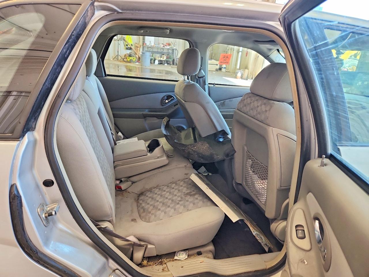 2005 Chevrolet Malibu Maxx Ls Silver vin: 1G1ZT64875F205409