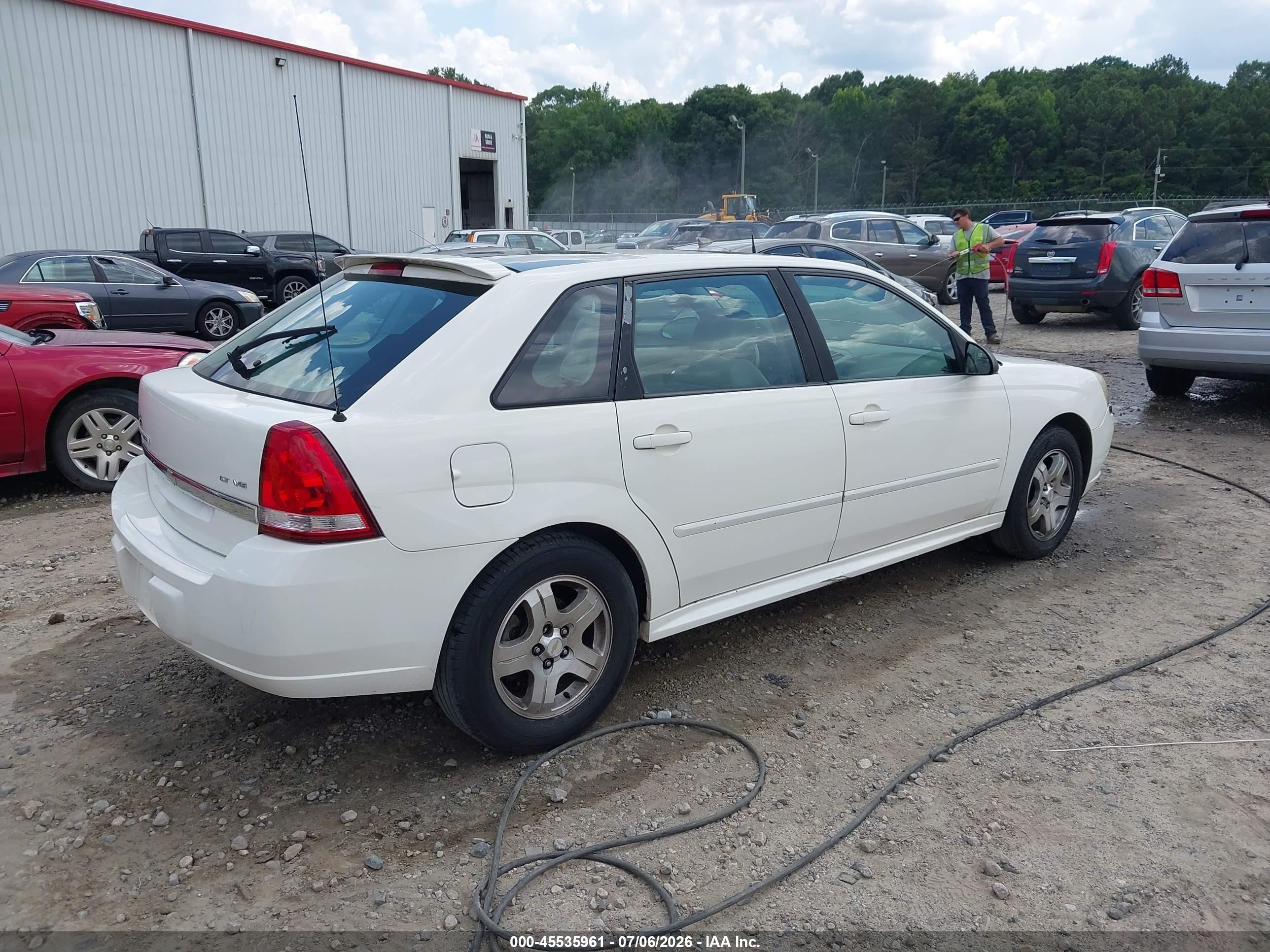 2005 Chevrolet Malibu Maxx Lt White vin: 1G1ZU64885F175060