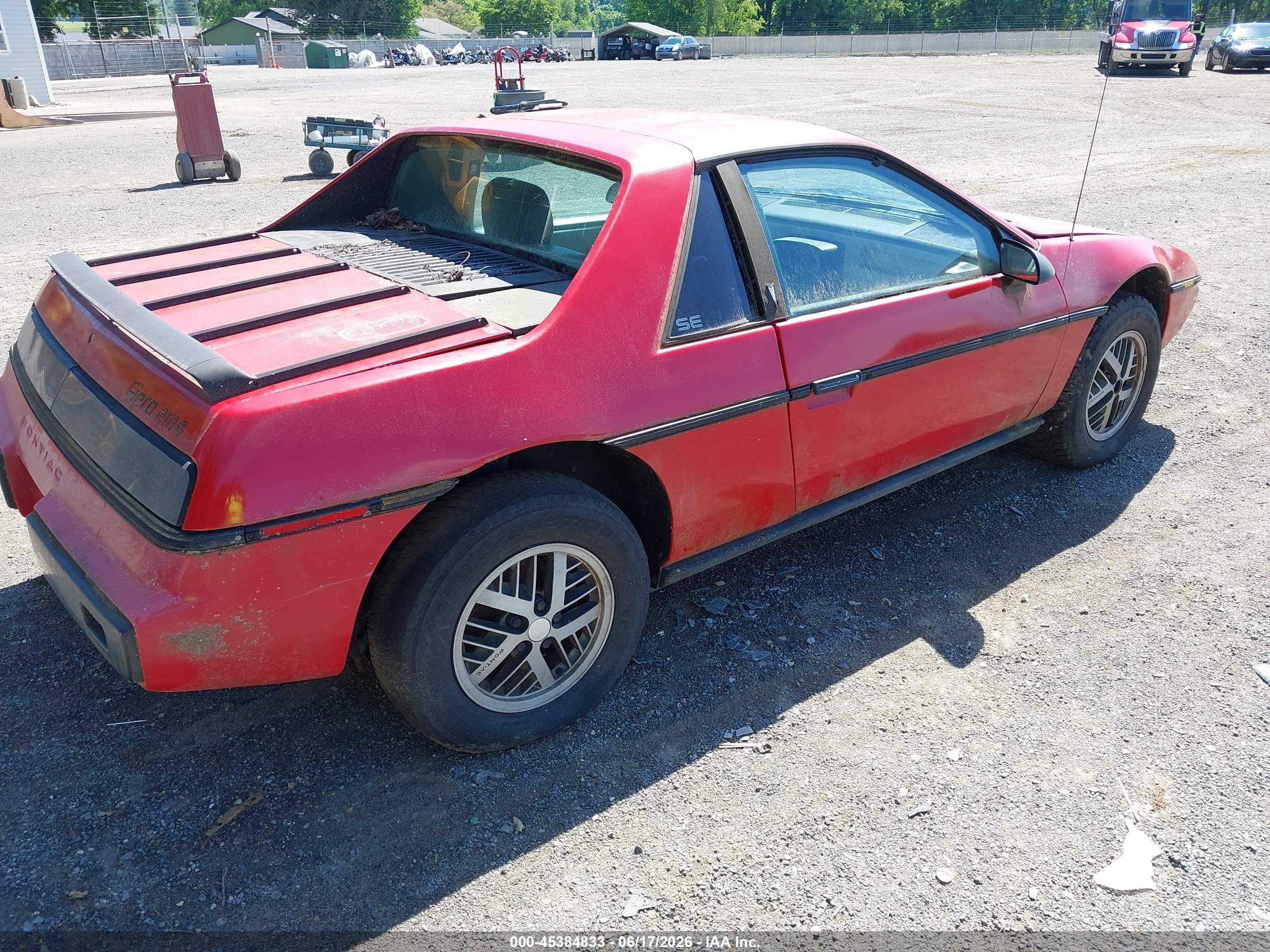 1984 Pontiac Fiero Se Красный vin: 1G2AF37R9EP208289