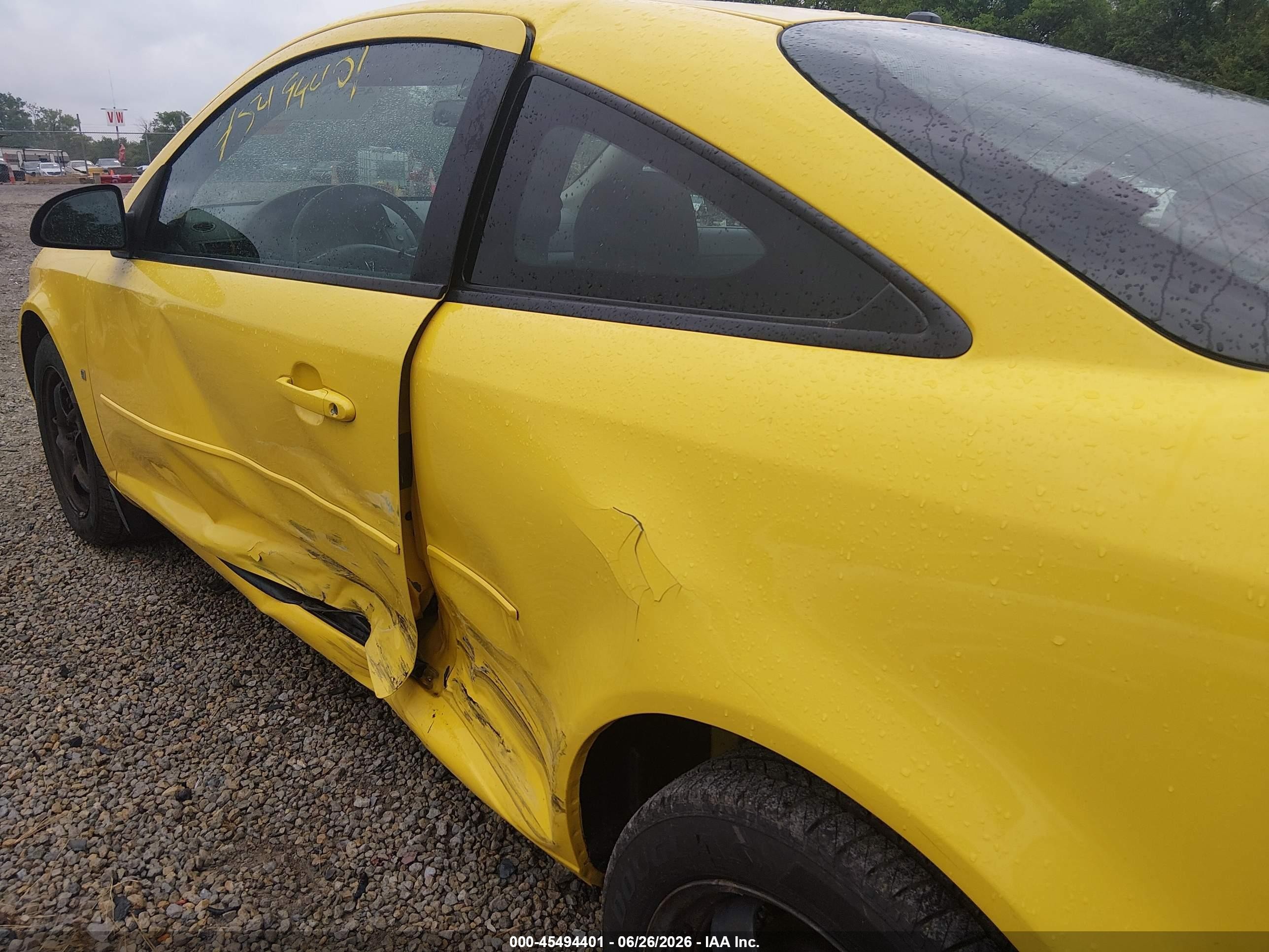 2007 Pontiac G5   Yellow vin: 1G2AL15F177131524