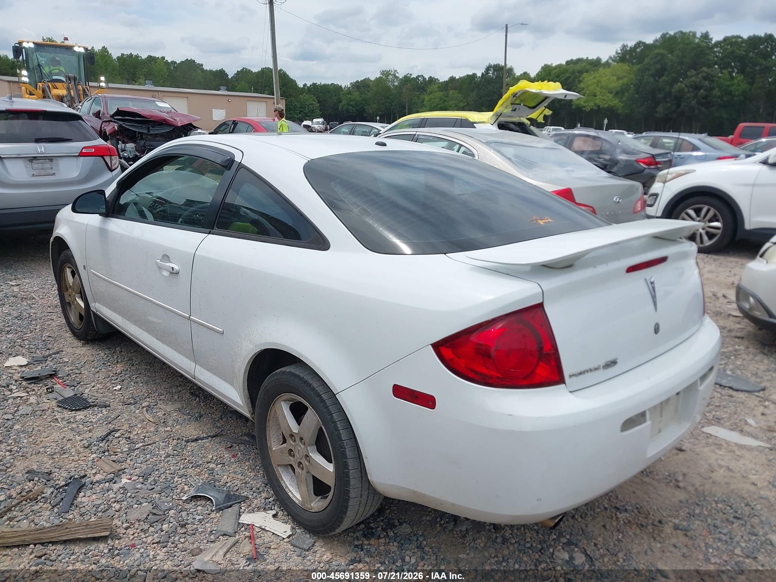 2007 Pontiac G5   White vin: 1G2AL15F277134013