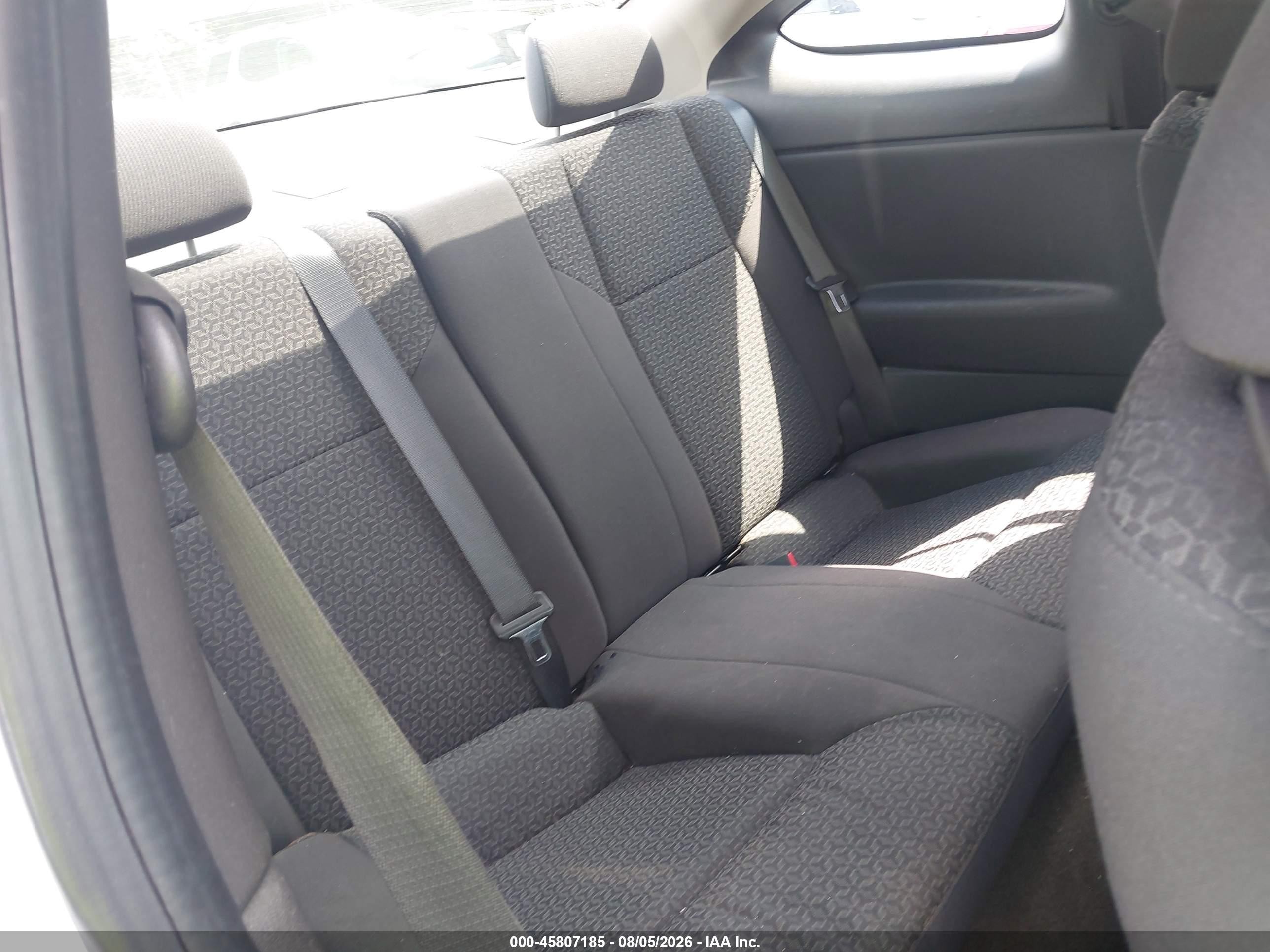 2007 Pontiac G5 Yellow vin: 1G2AL15F277227808