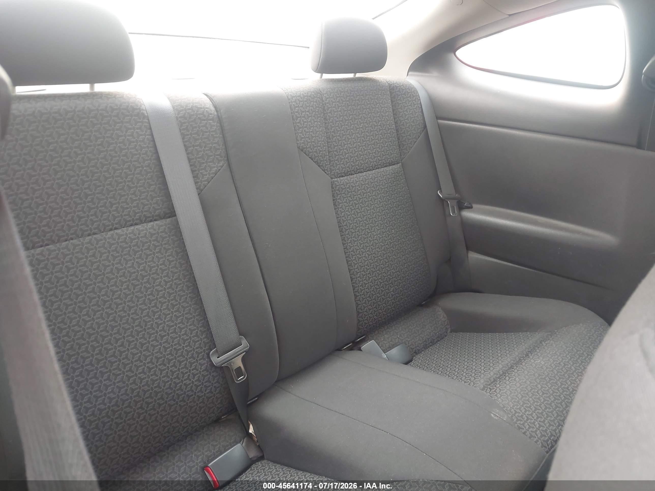 2007 Pontiac G5   Желтый vin: 1G2AL15F377234508