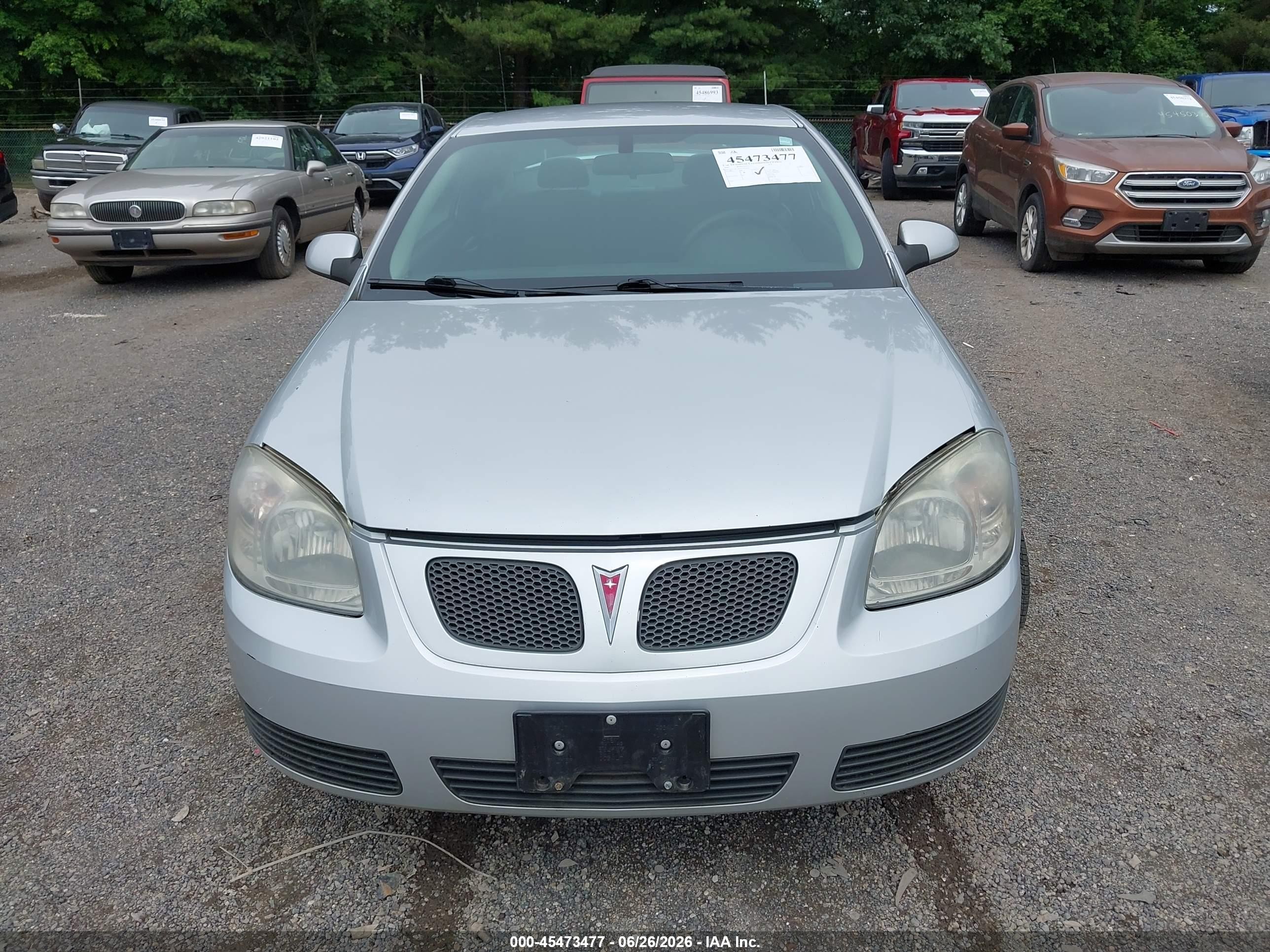 2007 Pontiac G5   Серебряный vin: 1G2AL15F477200111