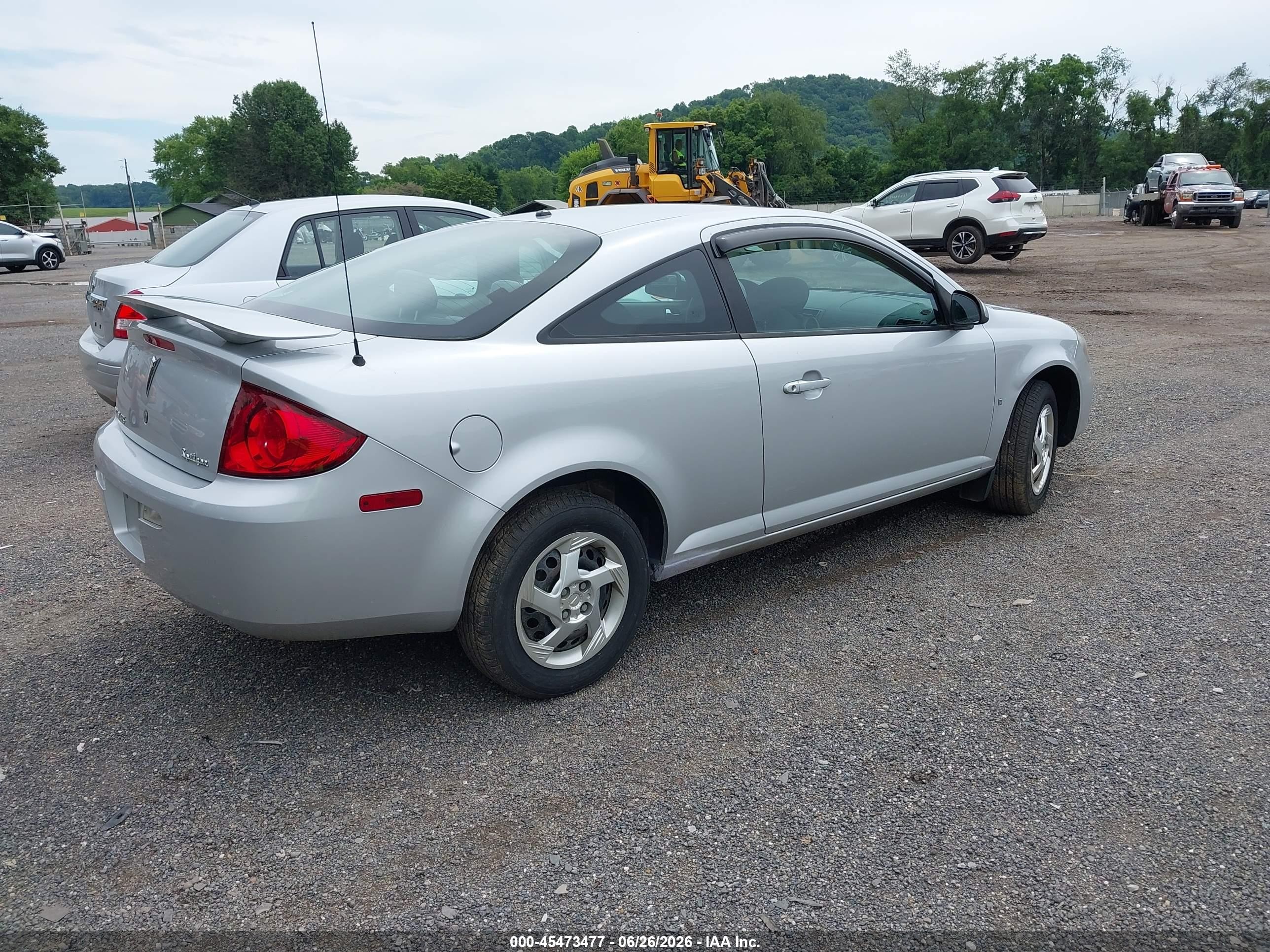 2007 Pontiac G5   Серебряный vin: 1G2AL15F477200111