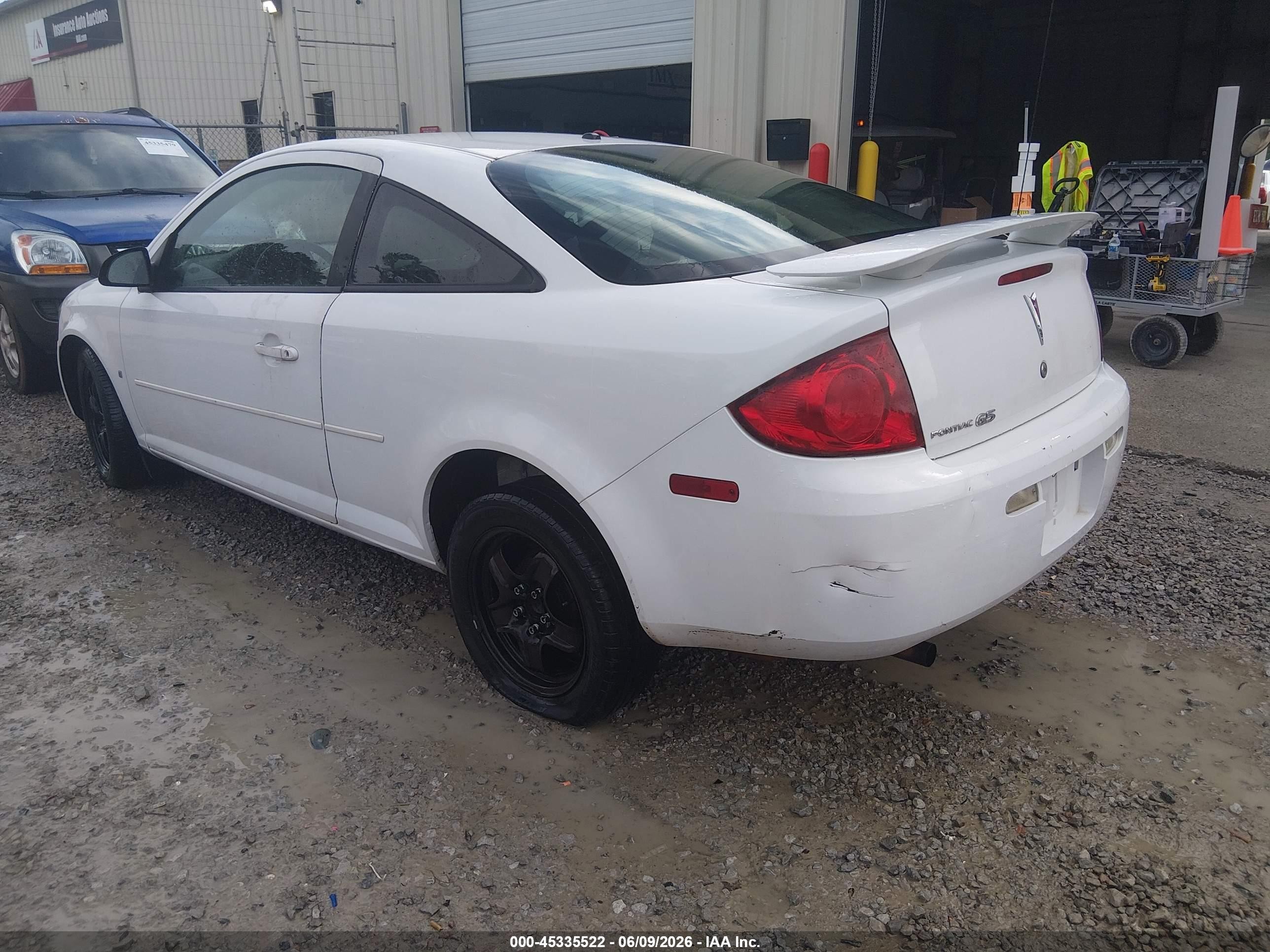 2007 Pontiac G5   White vin: 1G2AL15F477283362