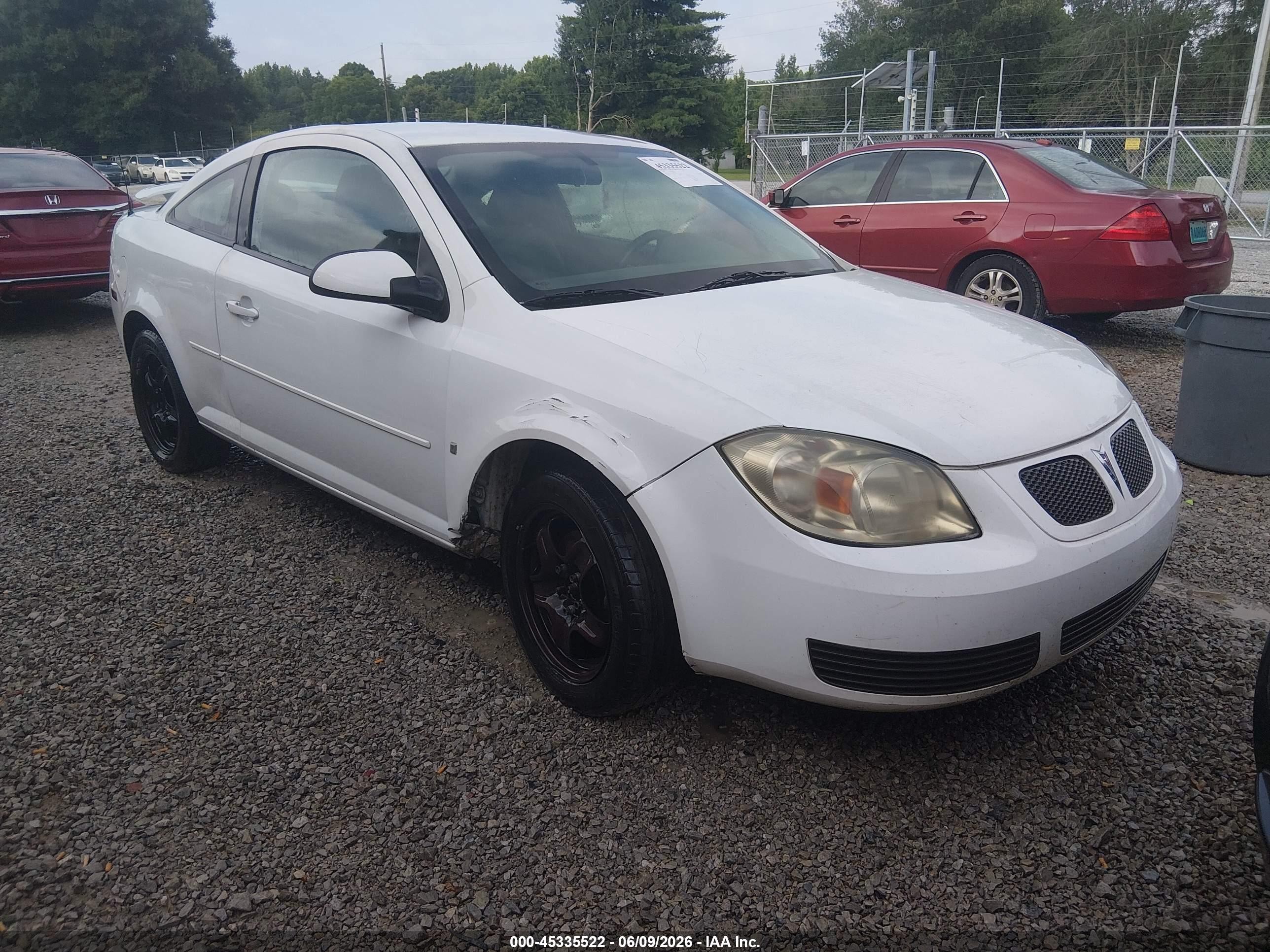 2007 Pontiac G5   White vin: 1G2AL15F477283362