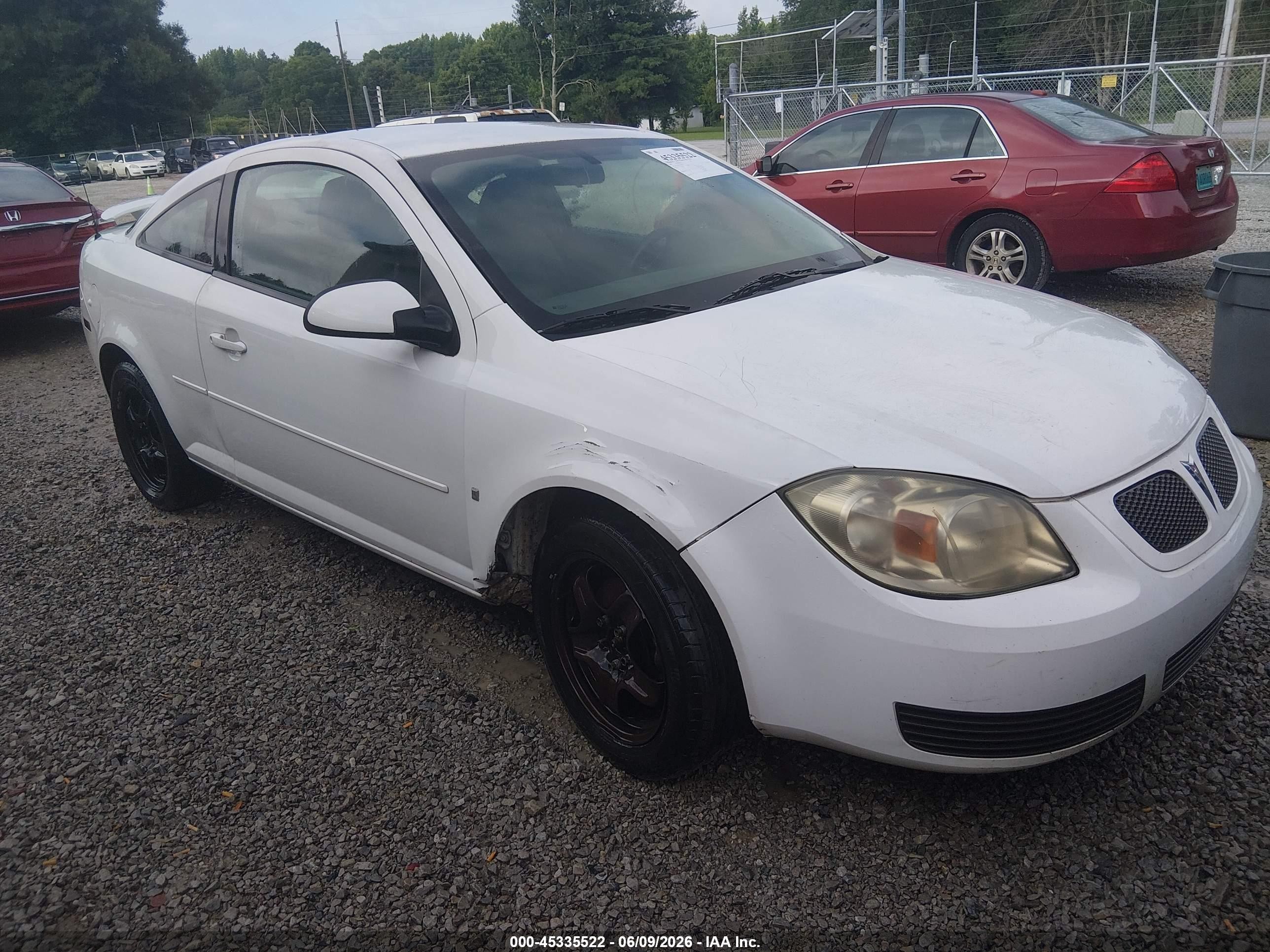 2007 Pontiac G5   White vin: 1G2AL15F477283362