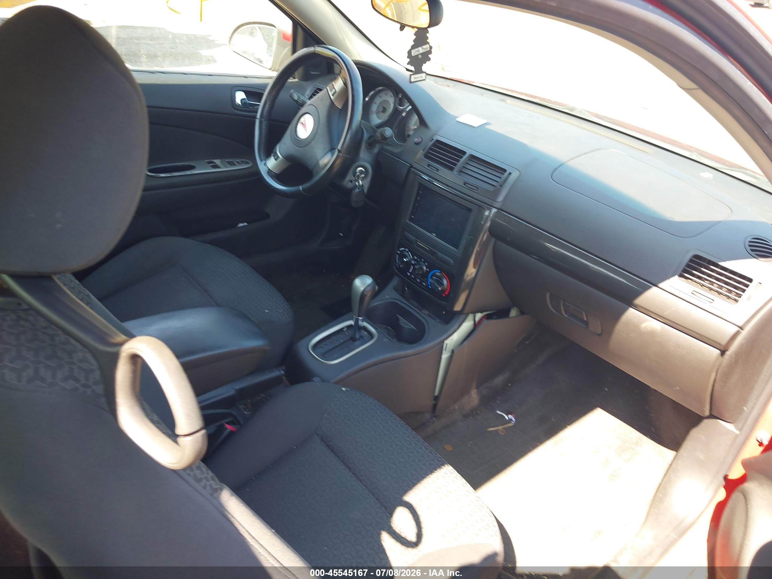 2007 Pontiac G5   Red vin: 1G2AL15F777300252