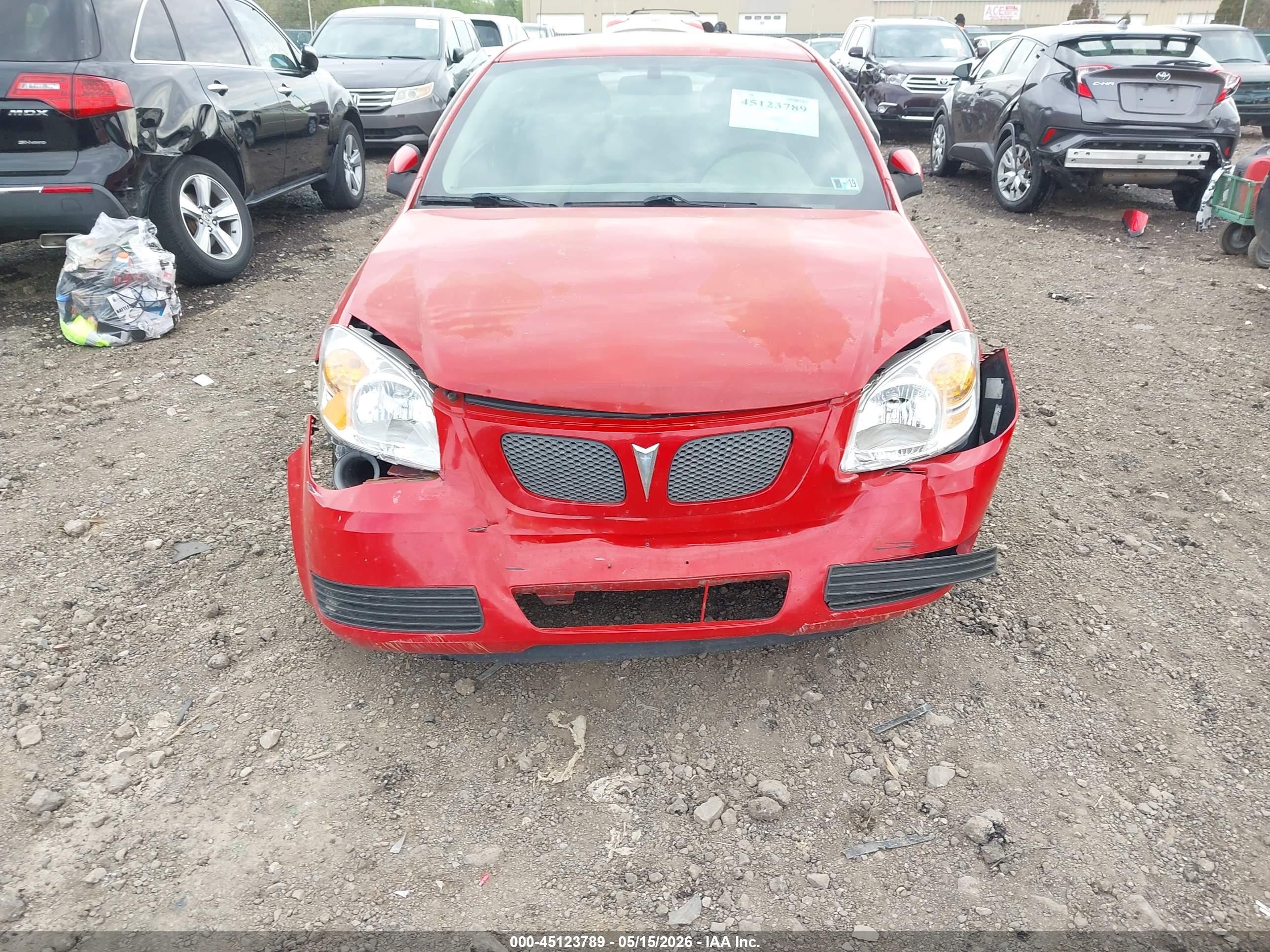 2007 Pontiac G5   Red vin: 1G2AL15F777381155