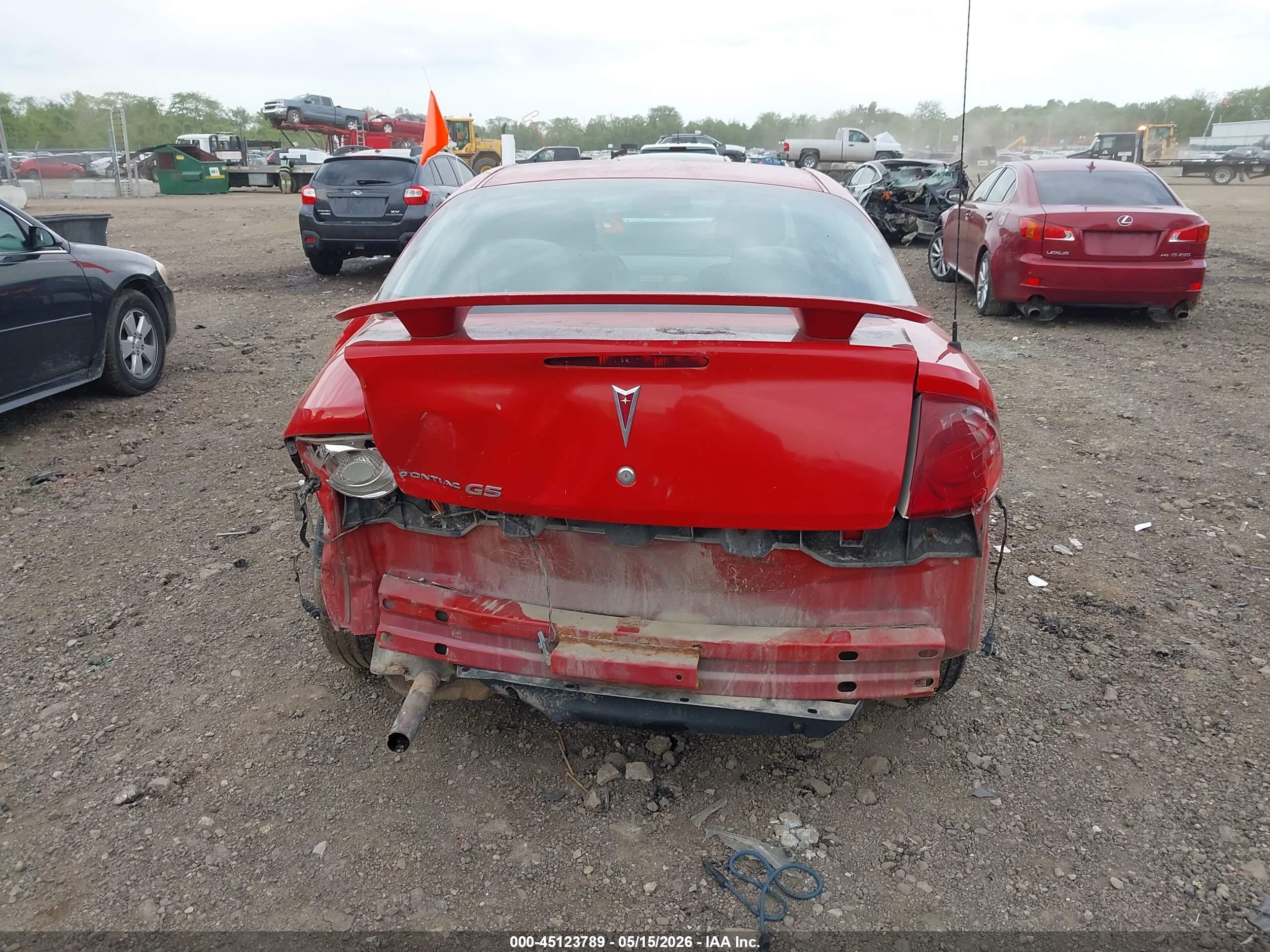 2007 Pontiac G5   Red vin: 1G2AL15F777381155