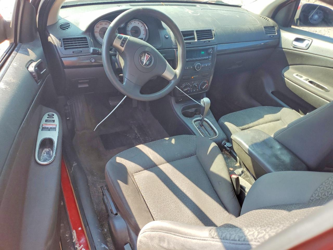 2007 Pontiac G5 Red vin: 1G2AL15F877282912