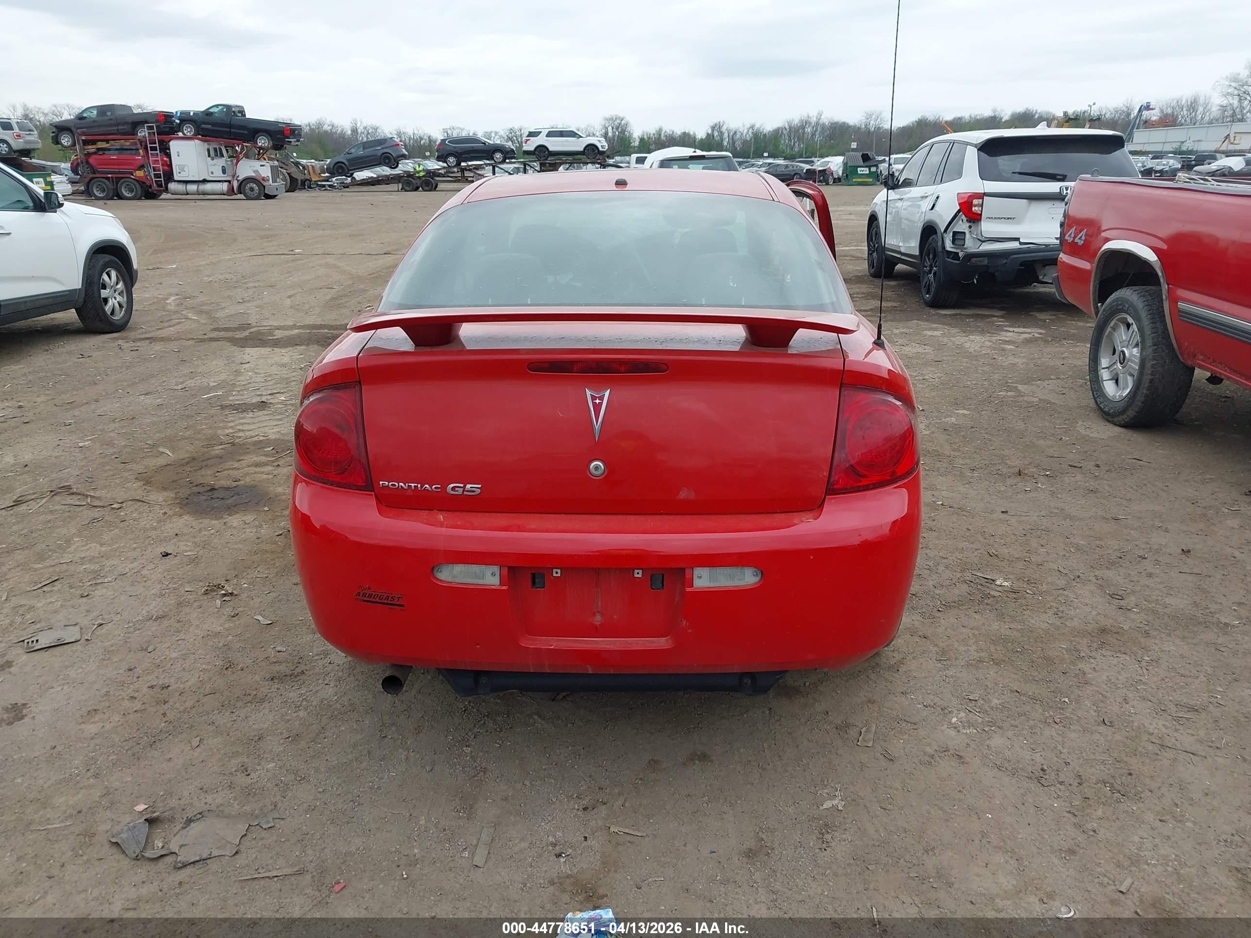 2007 Pontiac G5   Red vin: 1G2AL15F977312015