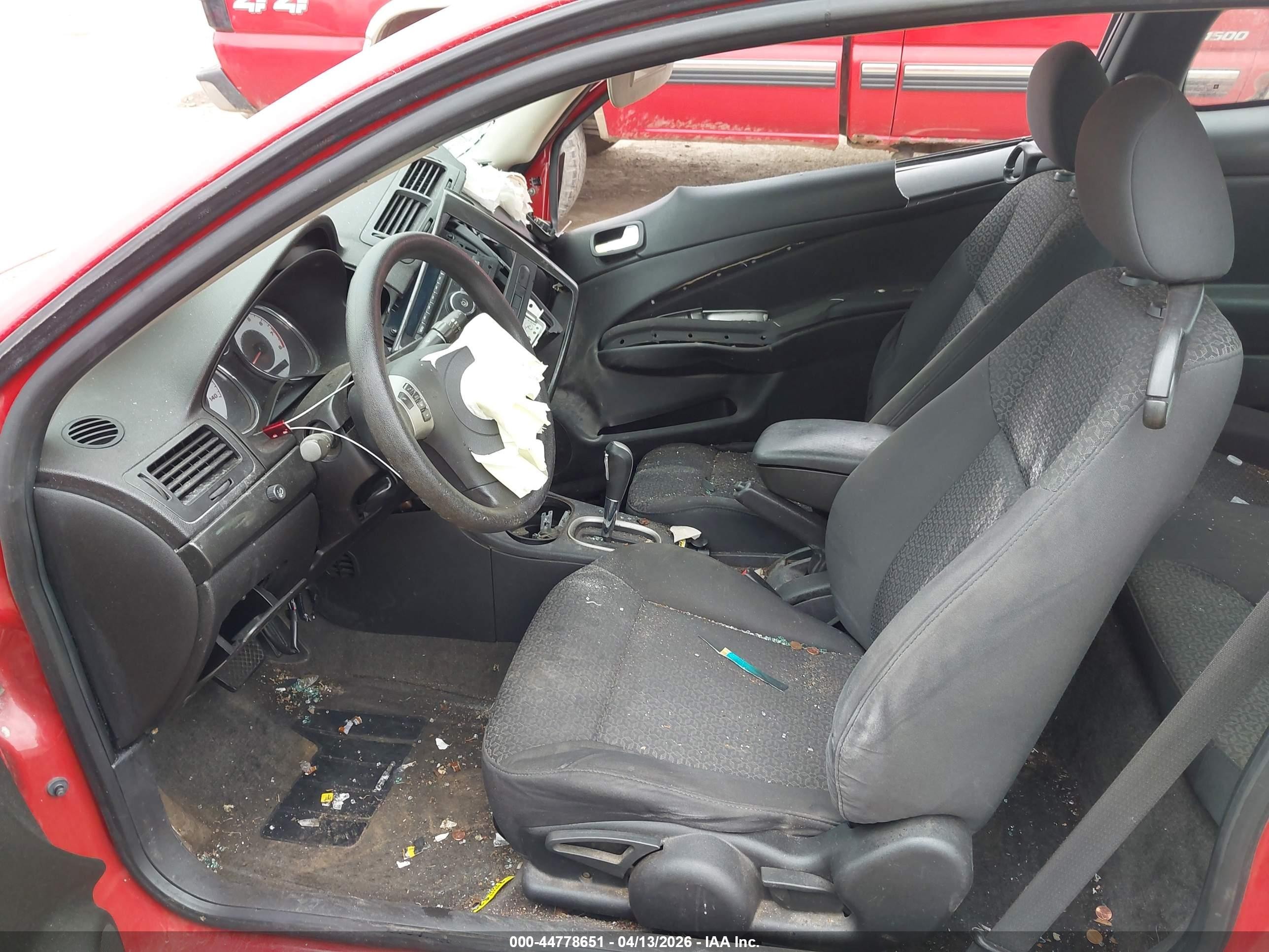 2007 Pontiac G5   Red vin: 1G2AL15F977312015