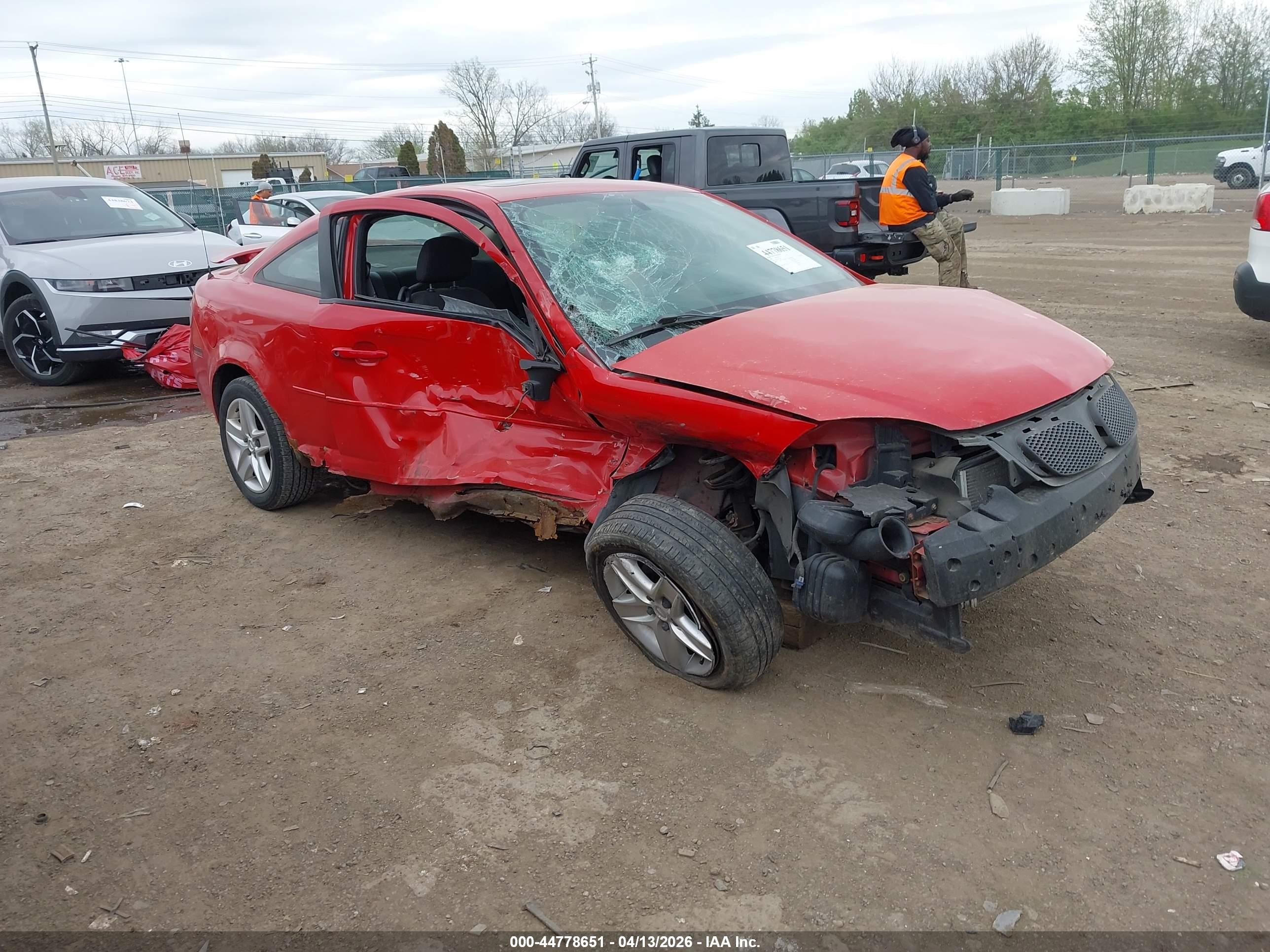2007 Pontiac G5   Red vin: 1G2AL15F977312015