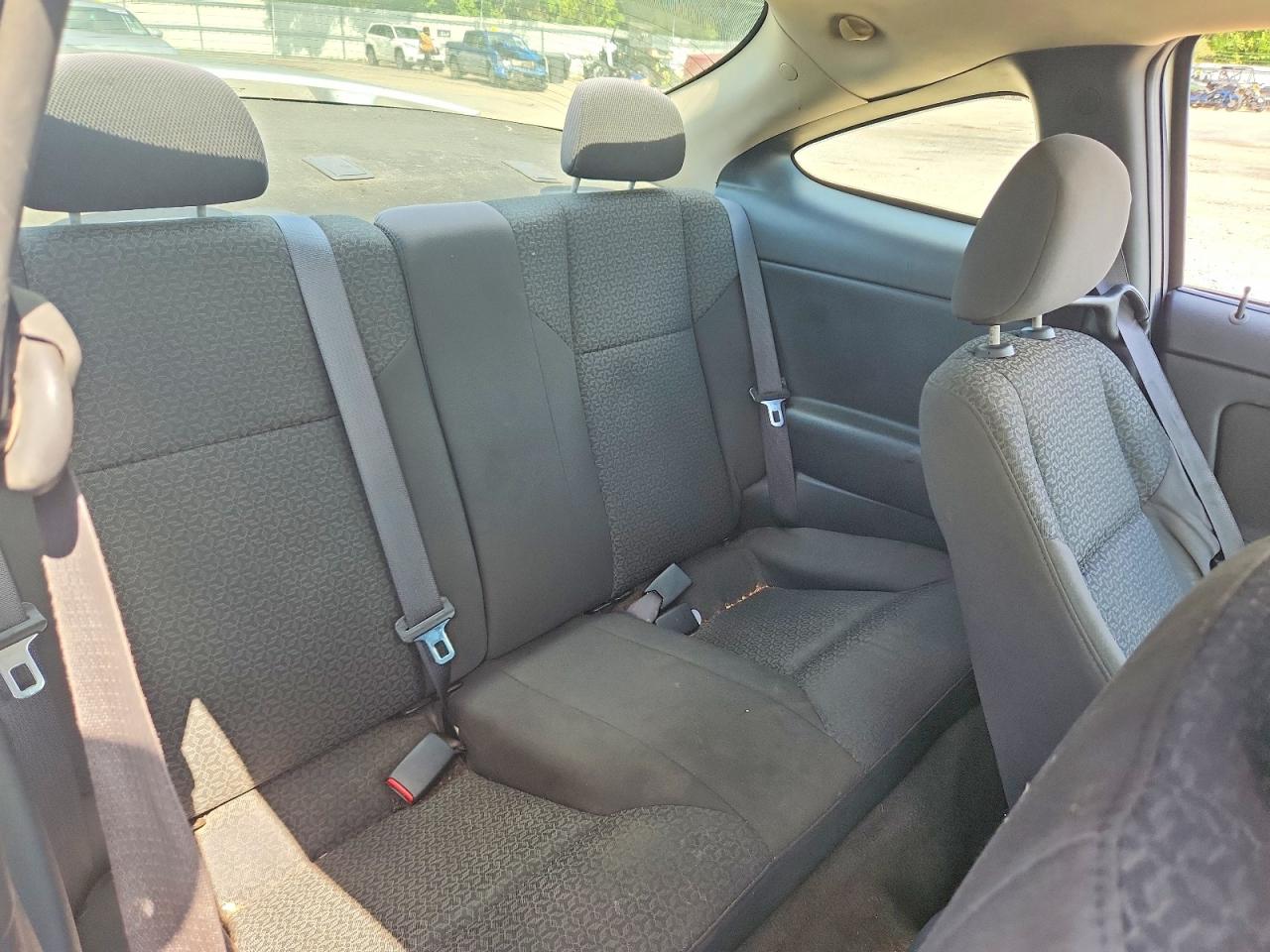 2007 Pontiac G5 Silver vin: 1G2AL15FX77127441