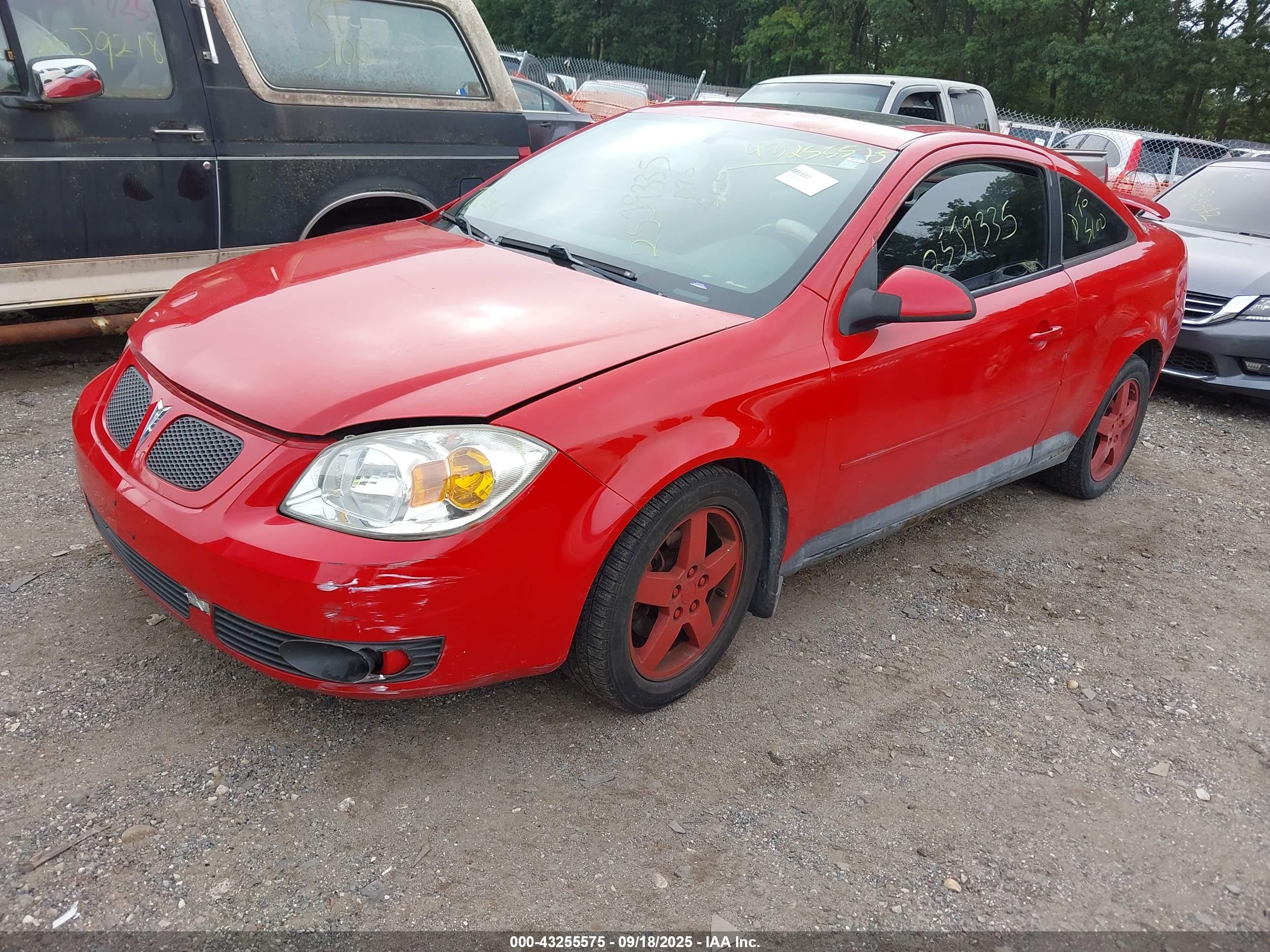 2008 Pontiac G5   Red vin: 1G2AL18F187224993