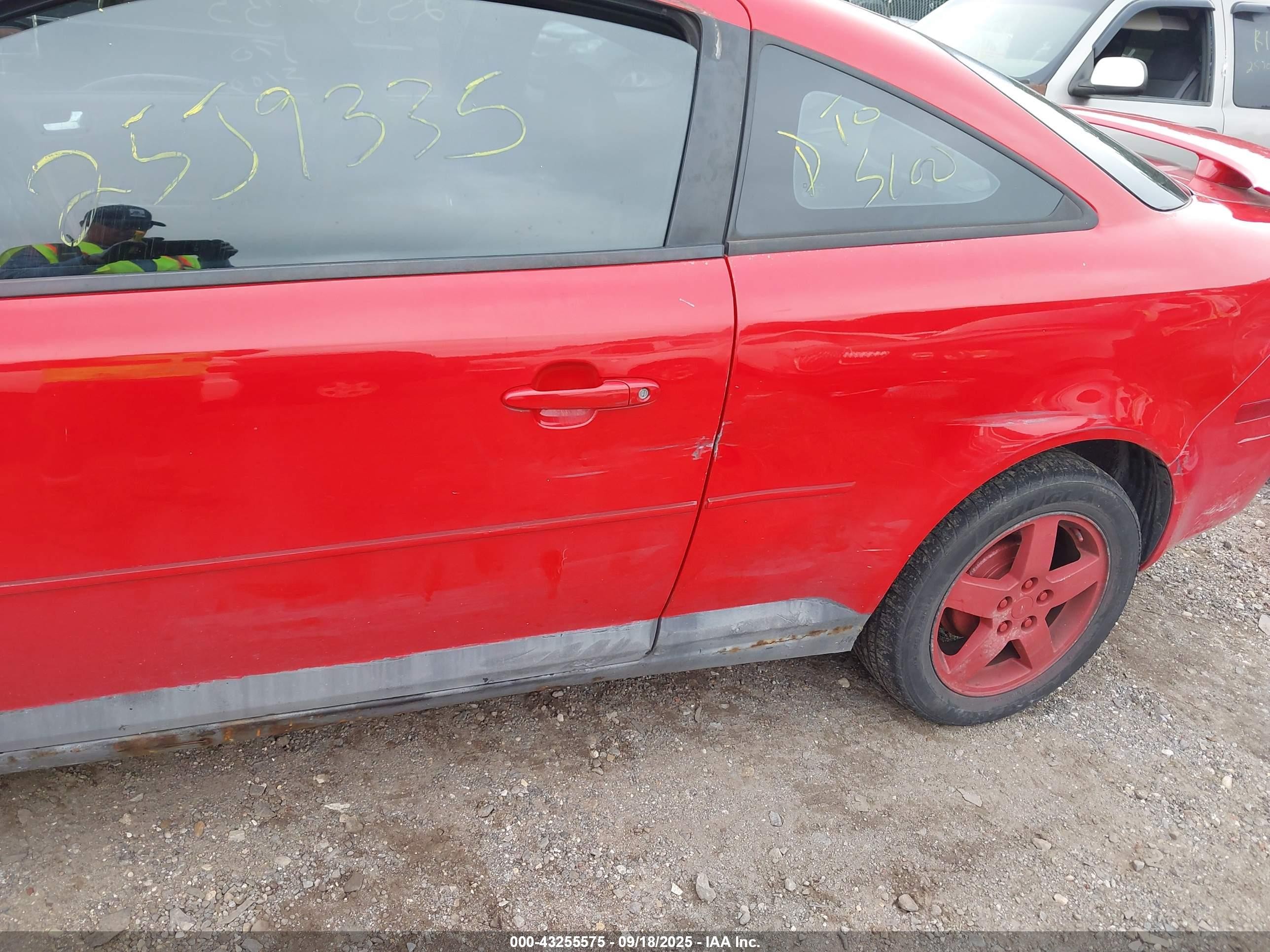 2008 Pontiac G5   Red vin: 1G2AL18F187224993