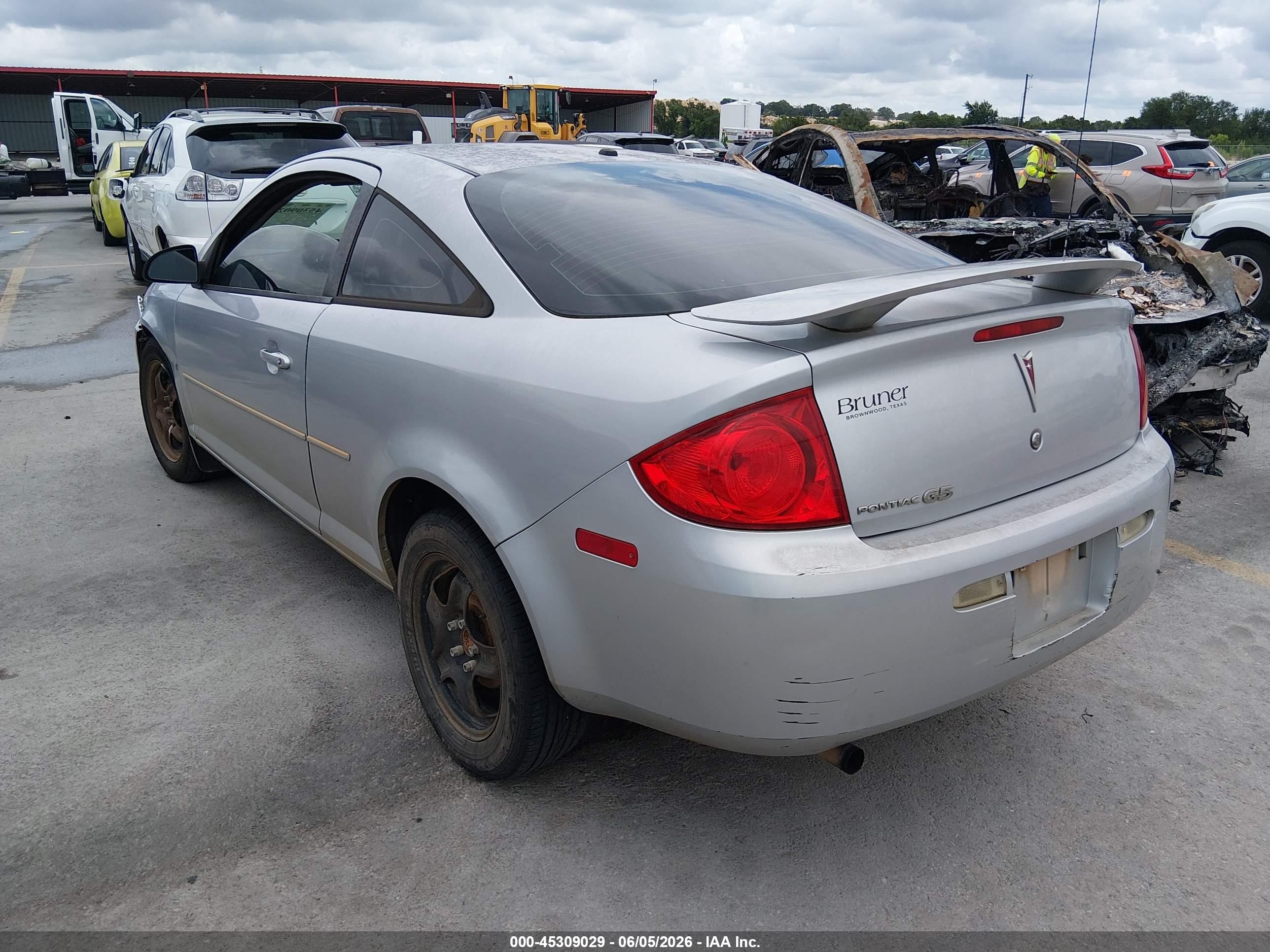 2008 Pontiac G5   Silver vin: 1G2AL18F687267256