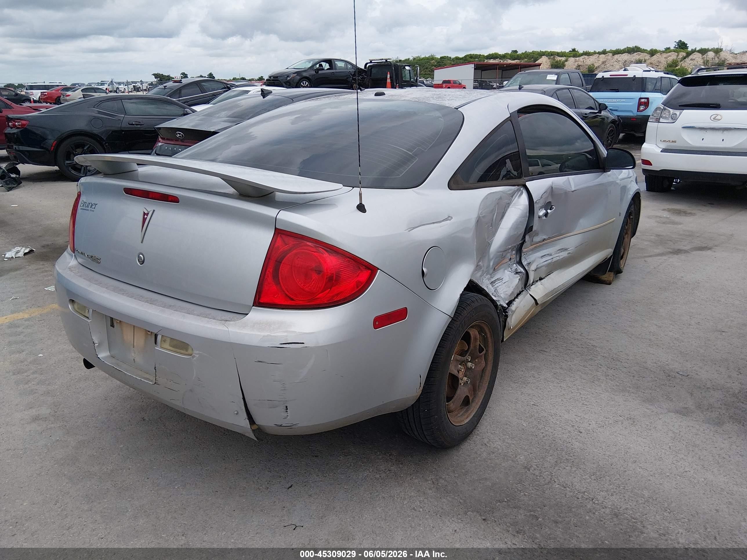 2008 Pontiac G5   Silver vin: 1G2AL18F687267256