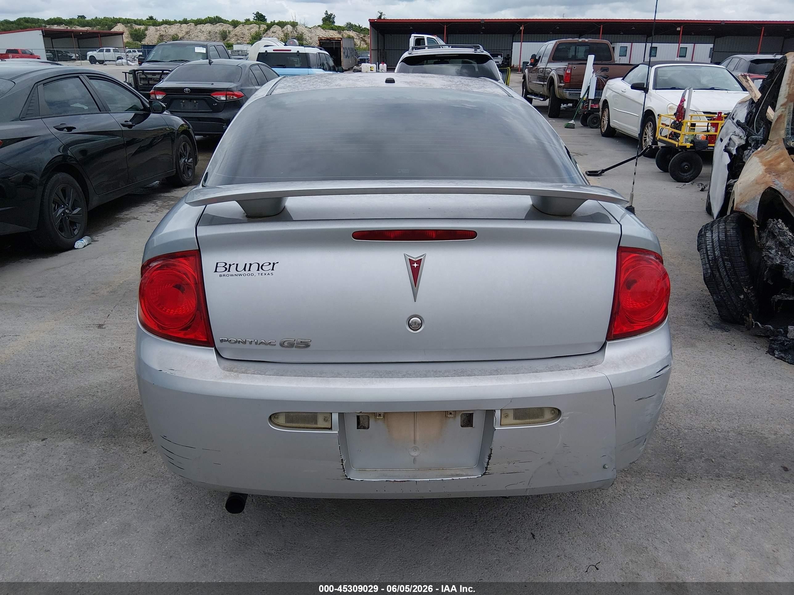 2008 Pontiac G5   Silver vin: 1G2AL18F687267256