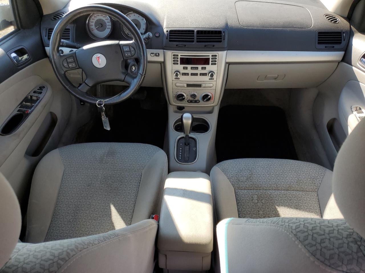 2006 Pontiac Pursuit Se   Silver vin: 1G2AL55F267877986