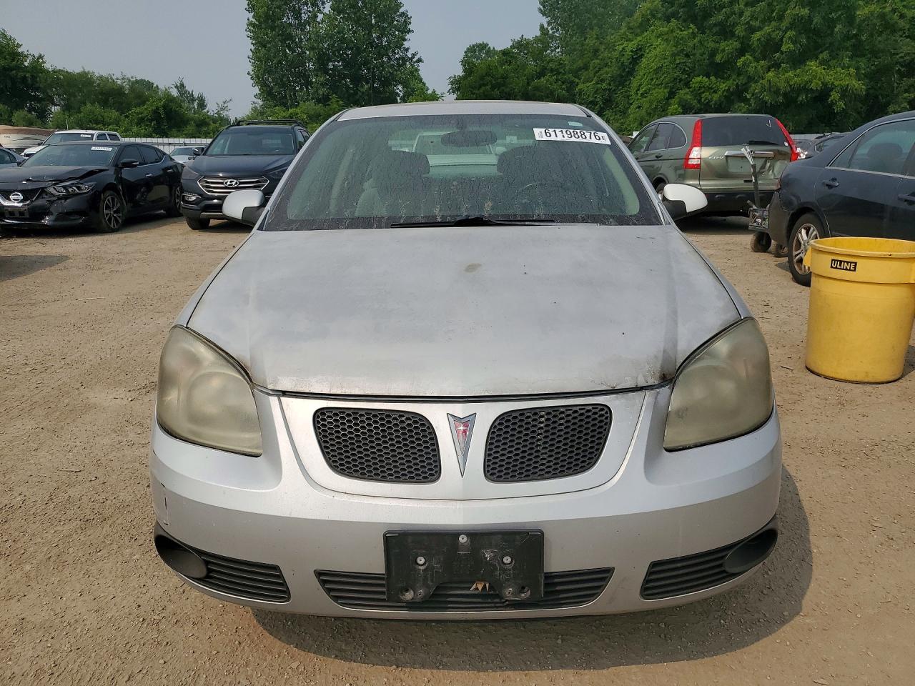 2008 Pontiac G5 Se Silver vin: 1G2AL55F687171333