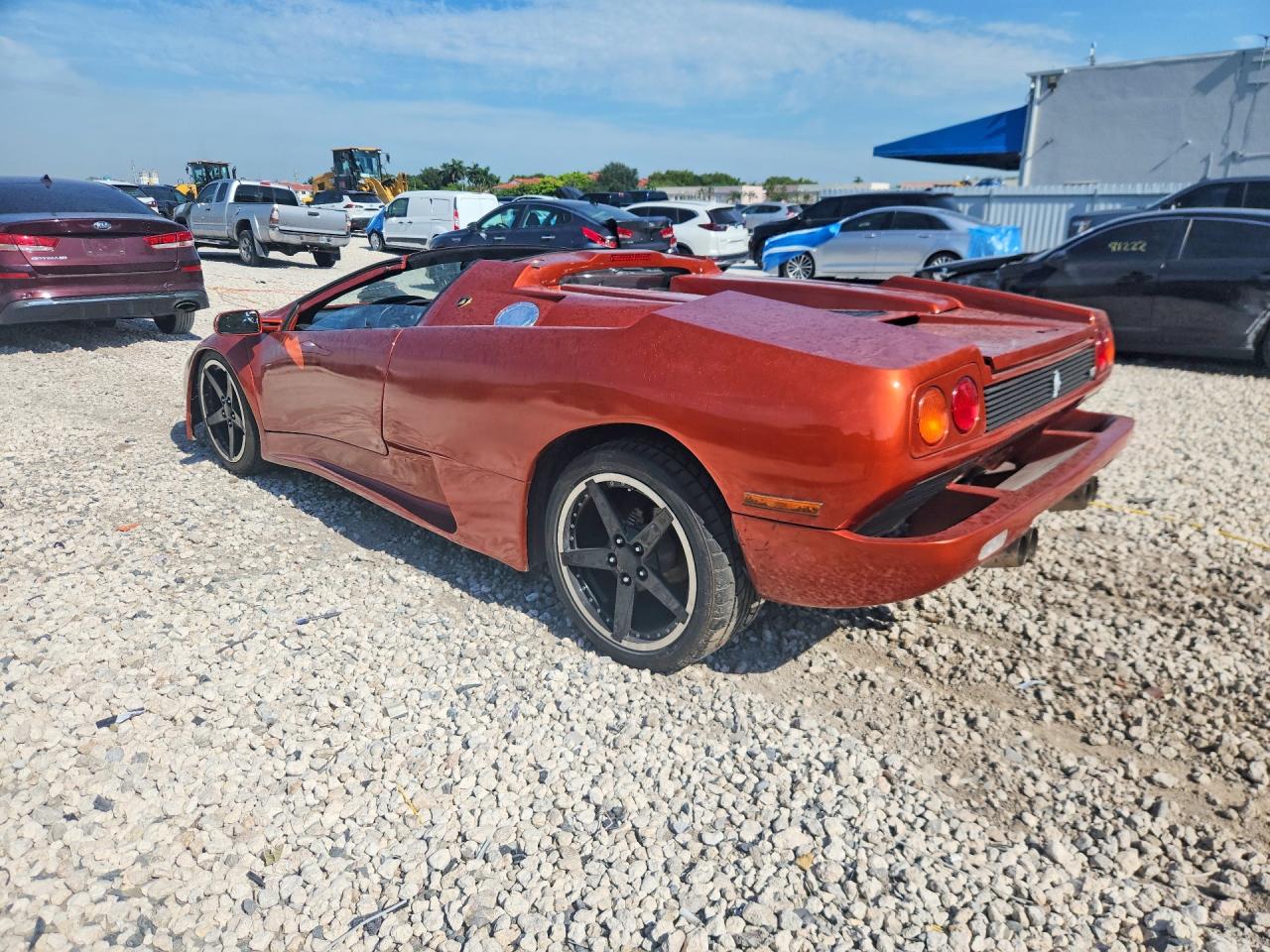 1984 Pontiac Fiero Sport Orange vin: 1G2AM37R9EP280390