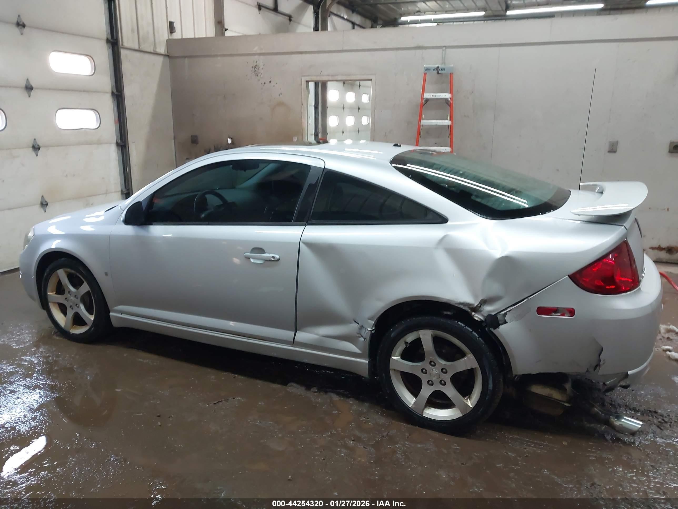 2007 Pontiac G5 Gt Silver vin: 1G2AN15B977129379