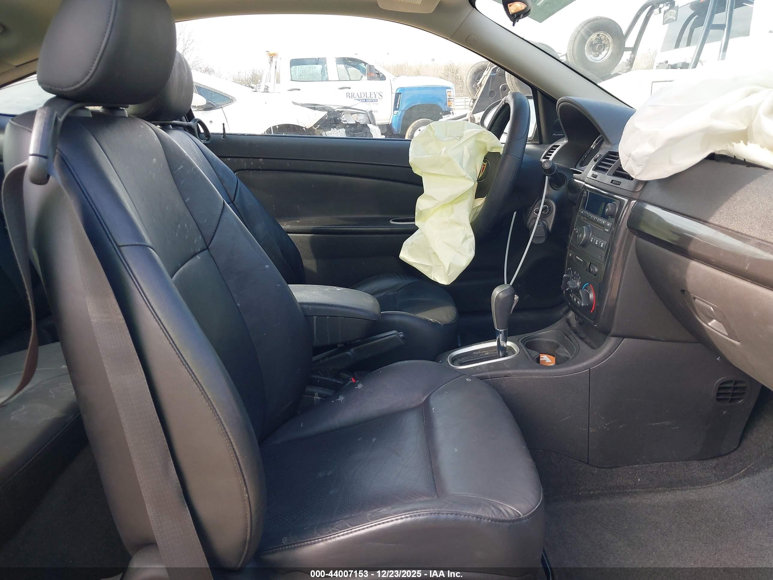 2007 Pontiac G5 Gt Черный vin: 1G2AN18B677335982