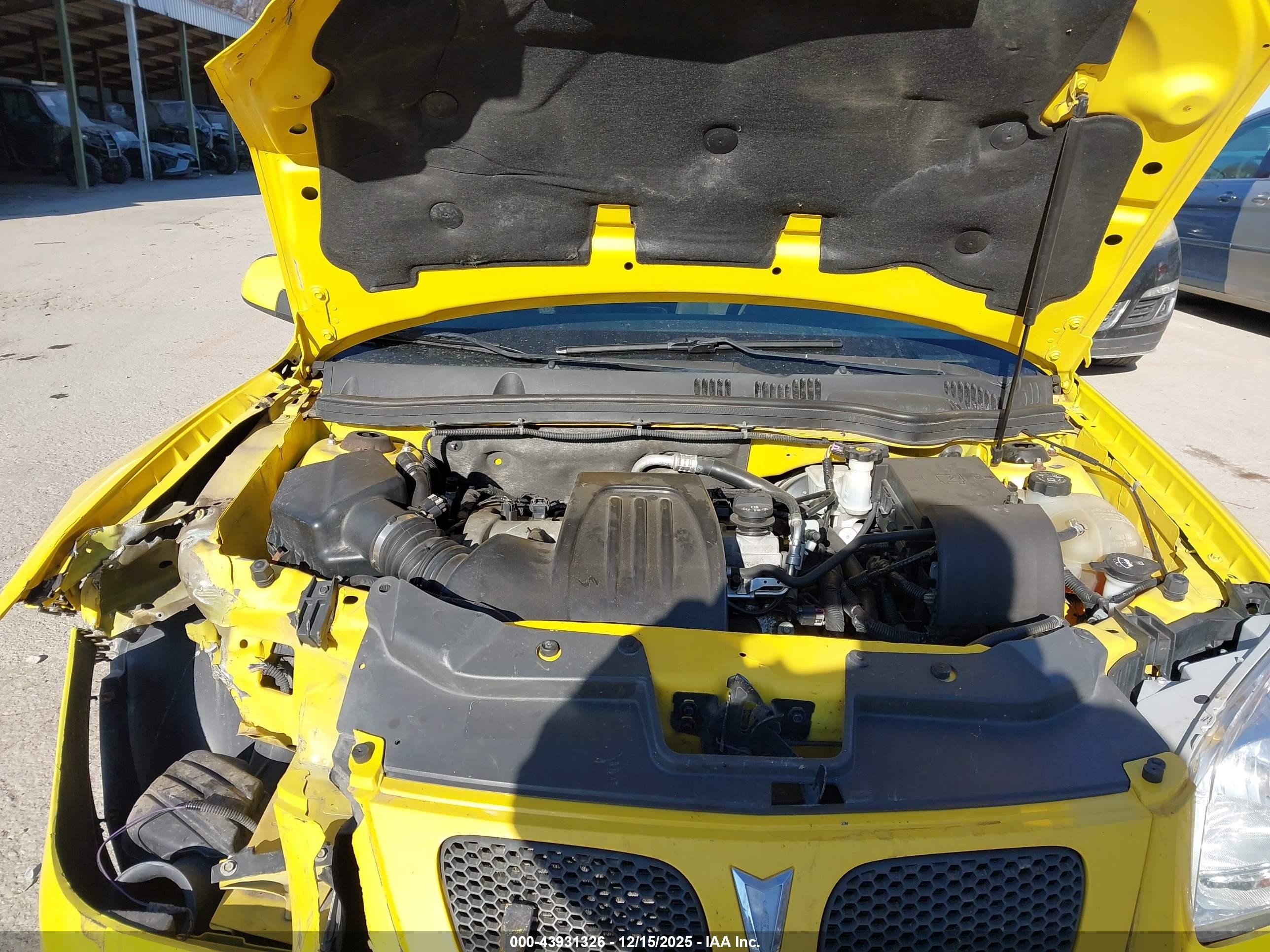 2009 Pontiac G5   Yellow vin: 1G2AS18H097182984