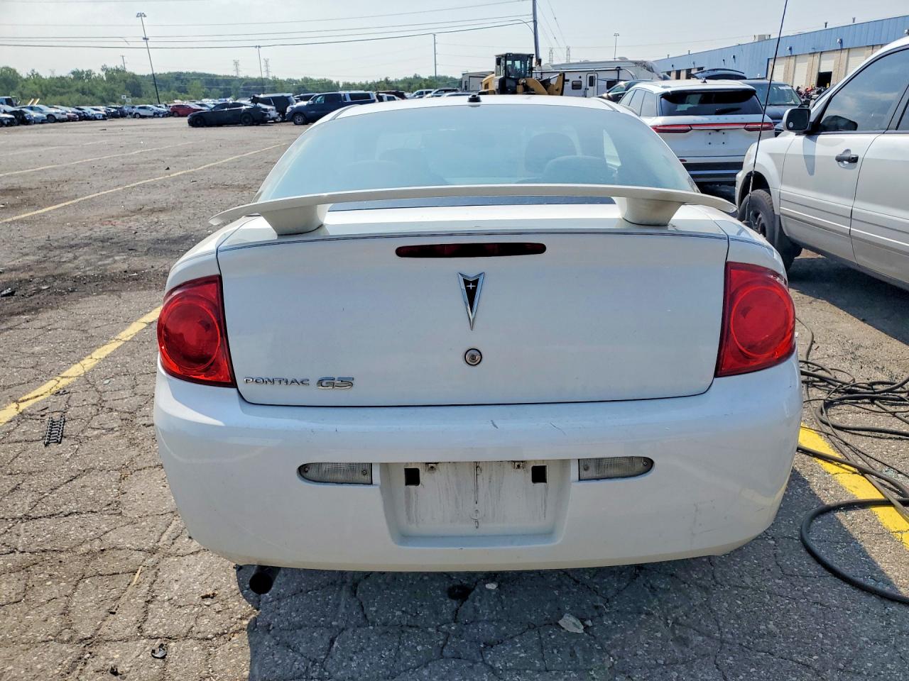 2009 Pontiac G5 White vin: 1G2AS18HX97132674