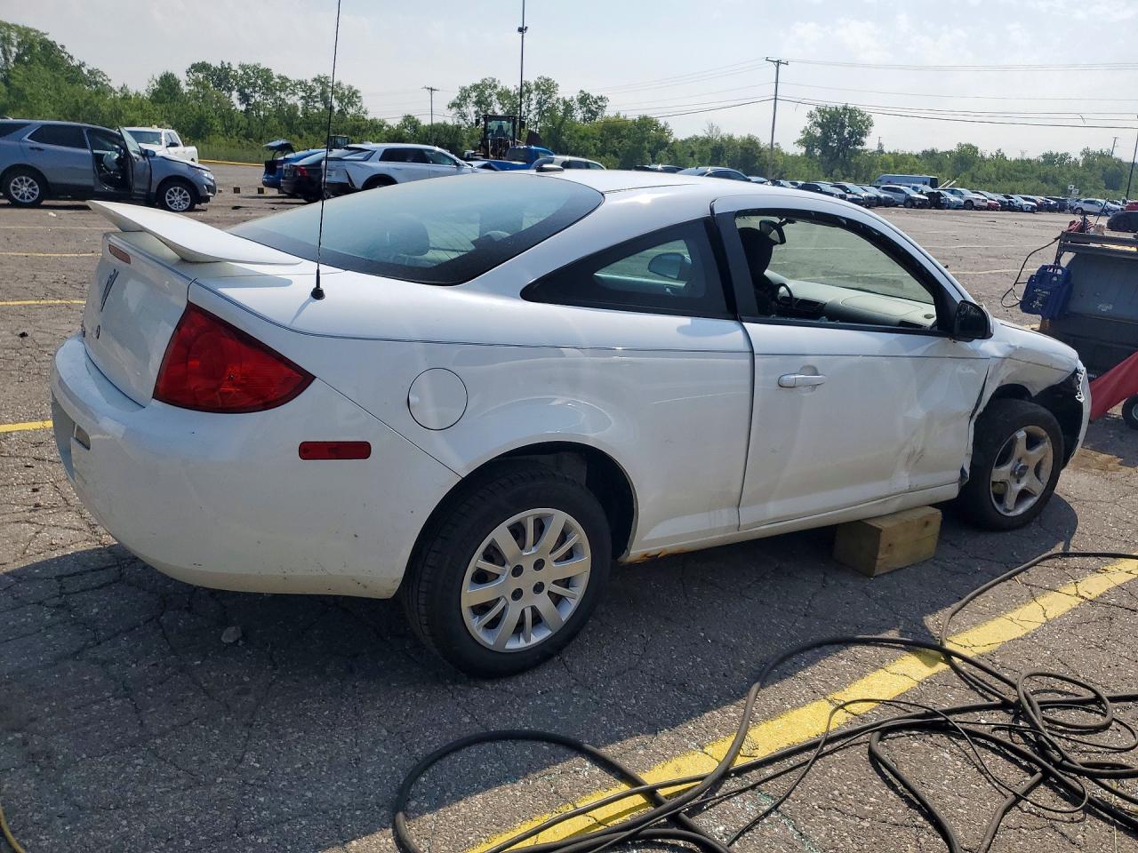 2009 Pontiac G5 White vin: 1G2AS18HX97132674