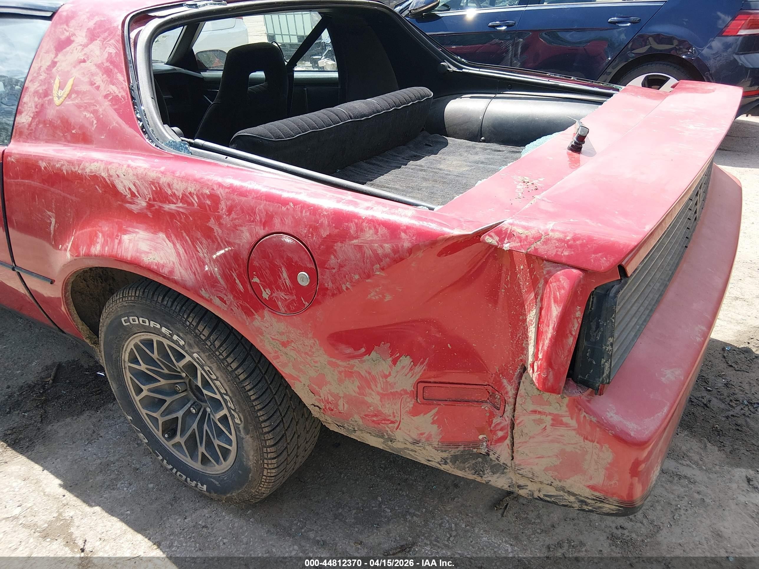 1982 Pontiac Firebird Trans Am Red vin: 1G2AW8775CL542321