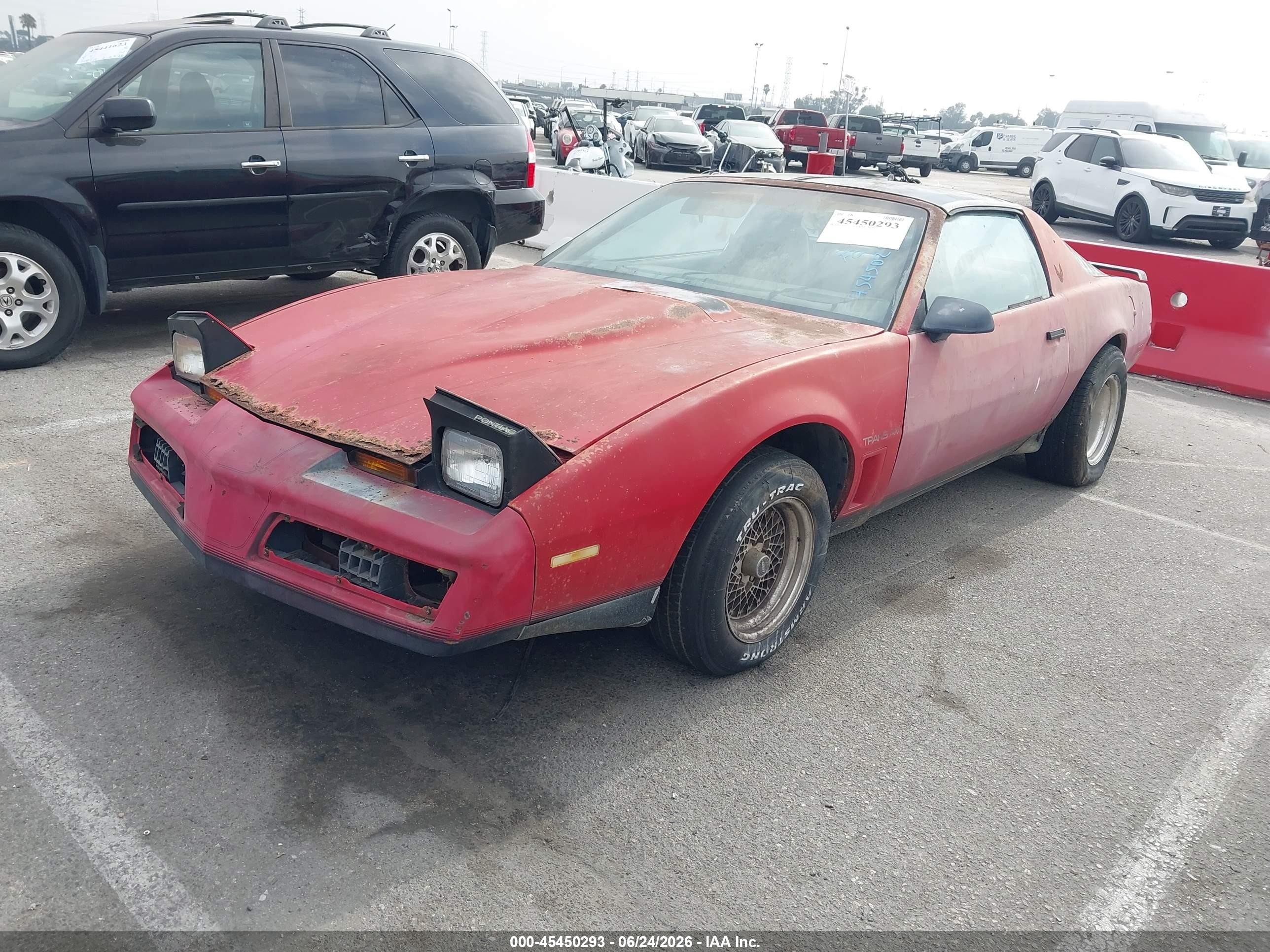 1982 Pontiac Firebird Trans Am Red vin: 1G2AW87H5CL533160