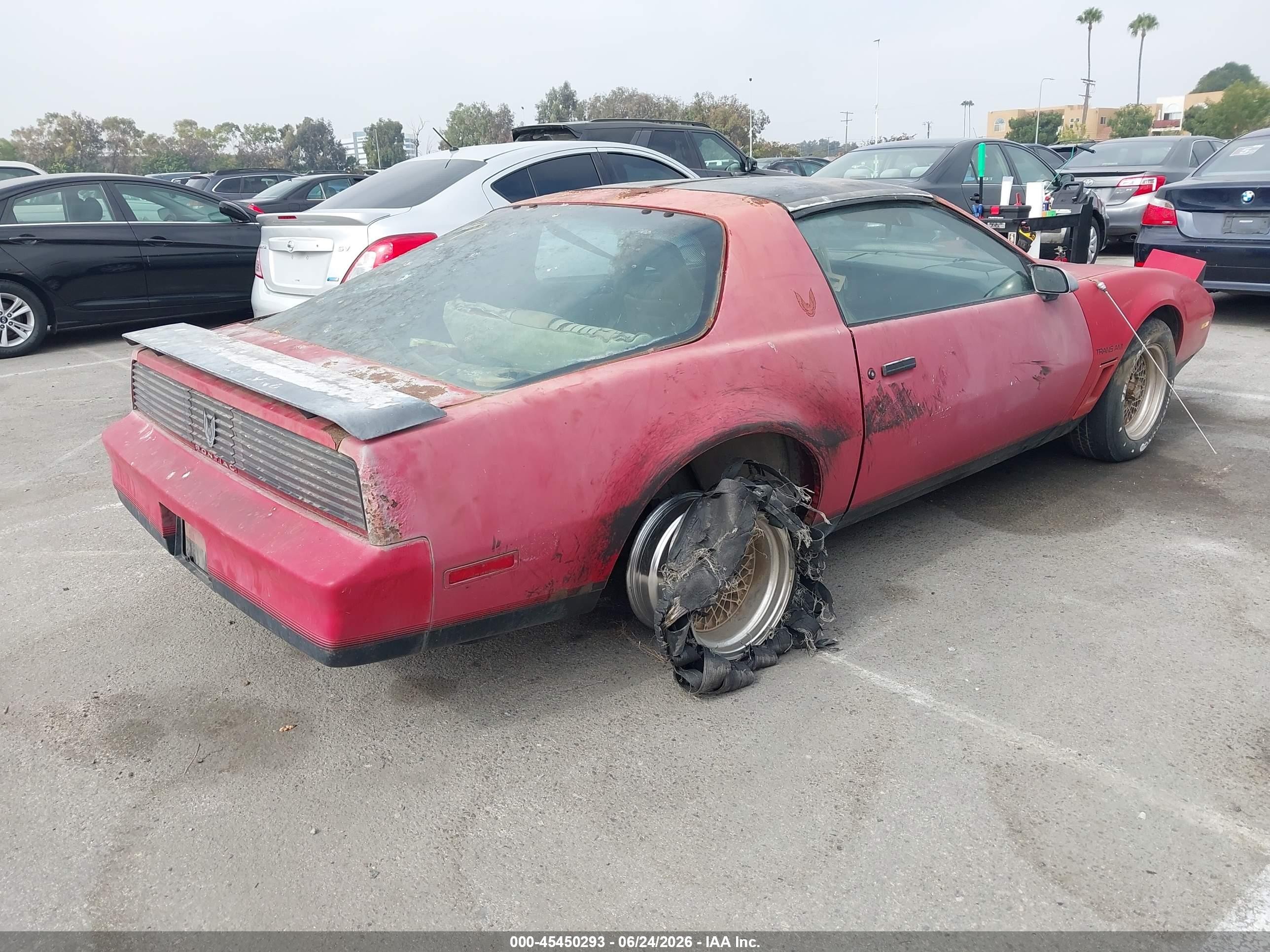 1982 Pontiac Firebird Trans Am Red vin: 1G2AW87H5CL533160