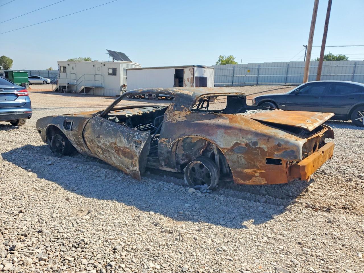1981 Pontiac Firebird Trans Am Burn vin: 1G2AW87W2BL103910