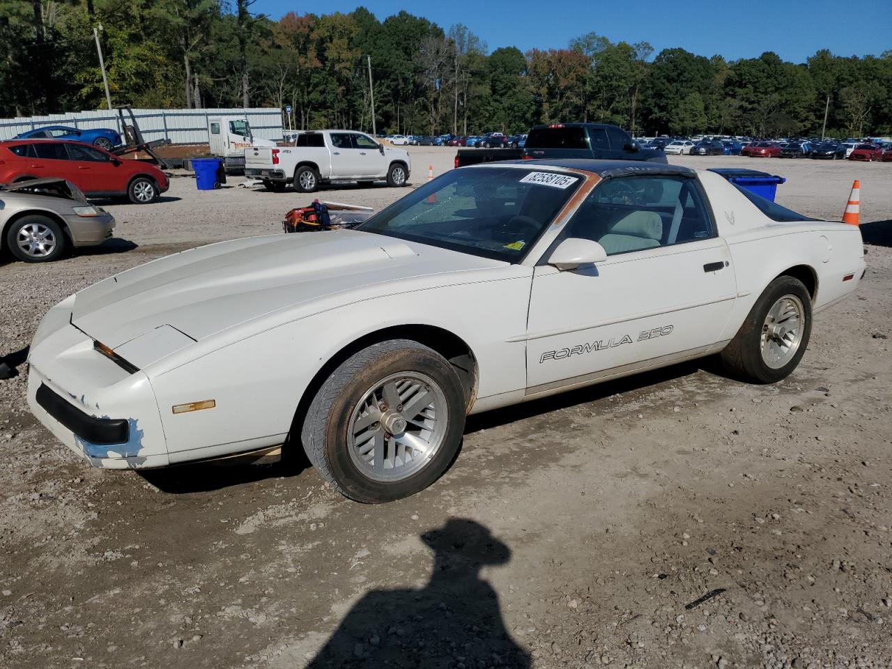 1989 Pontiac Firebird Formula White vin: 1G2FS2188KL244389