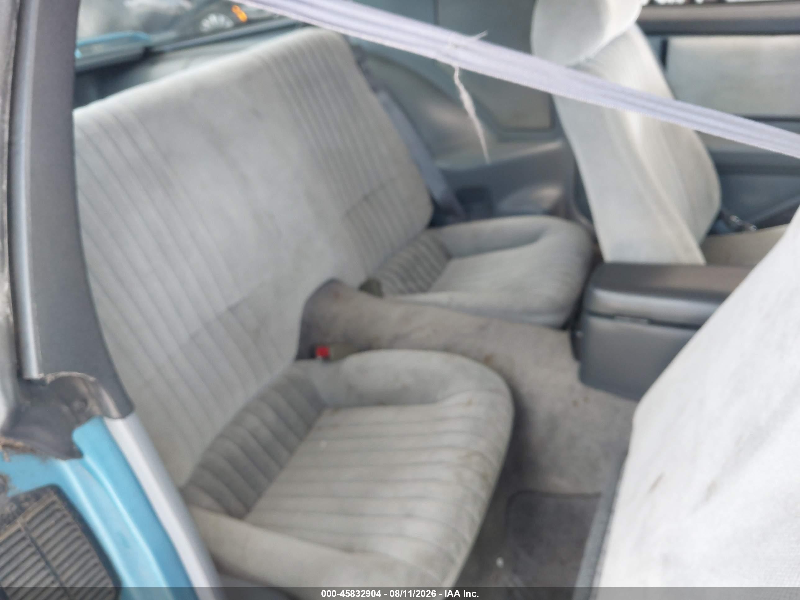 1989 Pontiac Firebird Formula Blue vin: 1G2FS21E1KL218738