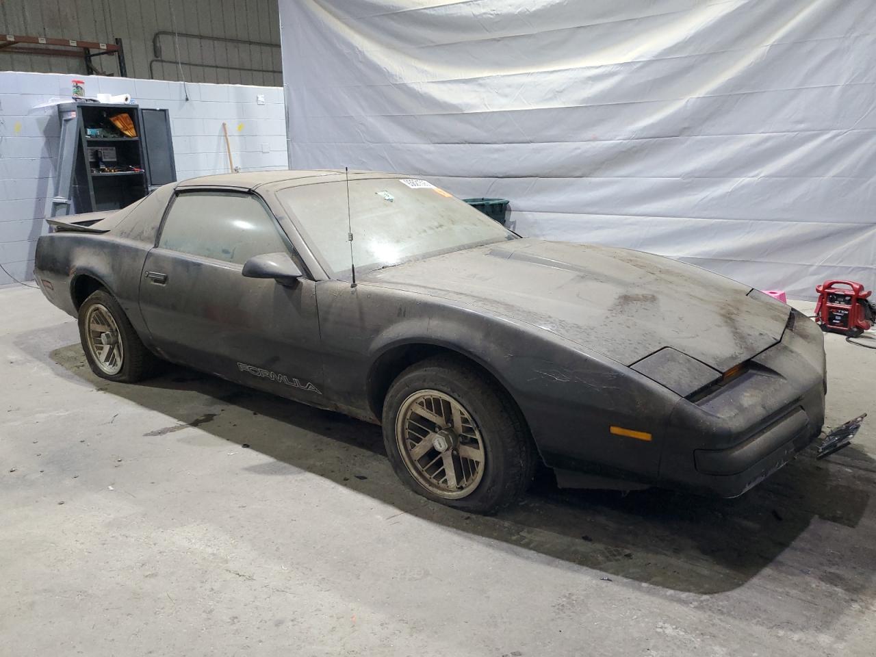 1988 Pontiac Firebird Black vin: 1G2FS21E6JL242273