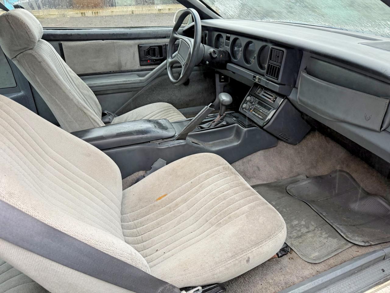 1989 Pontiac Firebird White vin: 1G2FS21S4KL233773