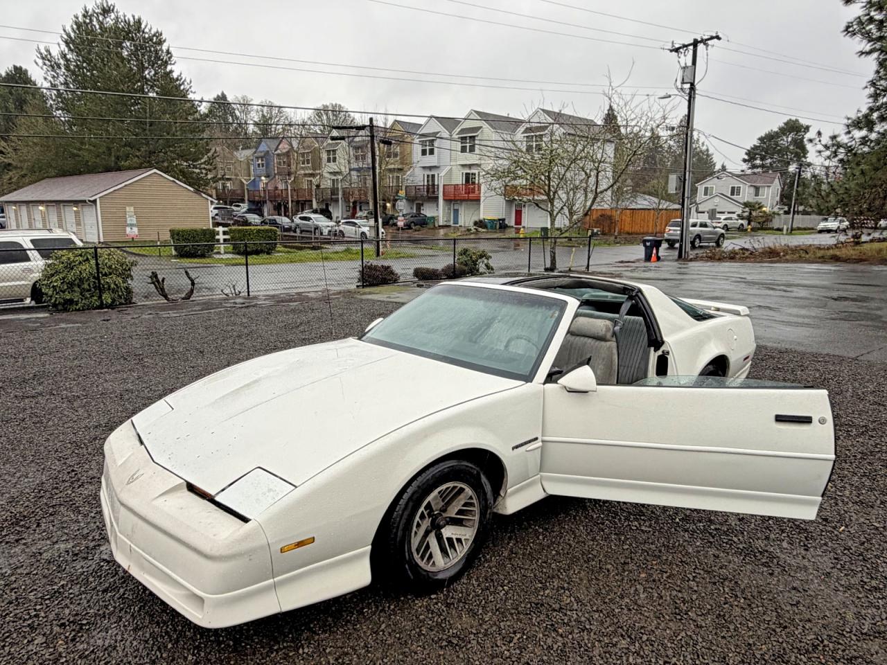 1989 Pontiac Firebird White vin: 1G2FS21S4KL233773