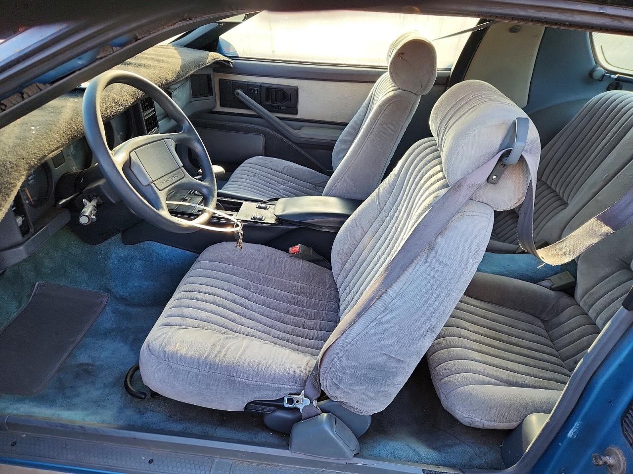 1988 Pontiac Firebird Blue vin: 1G2FS21S7JL236620