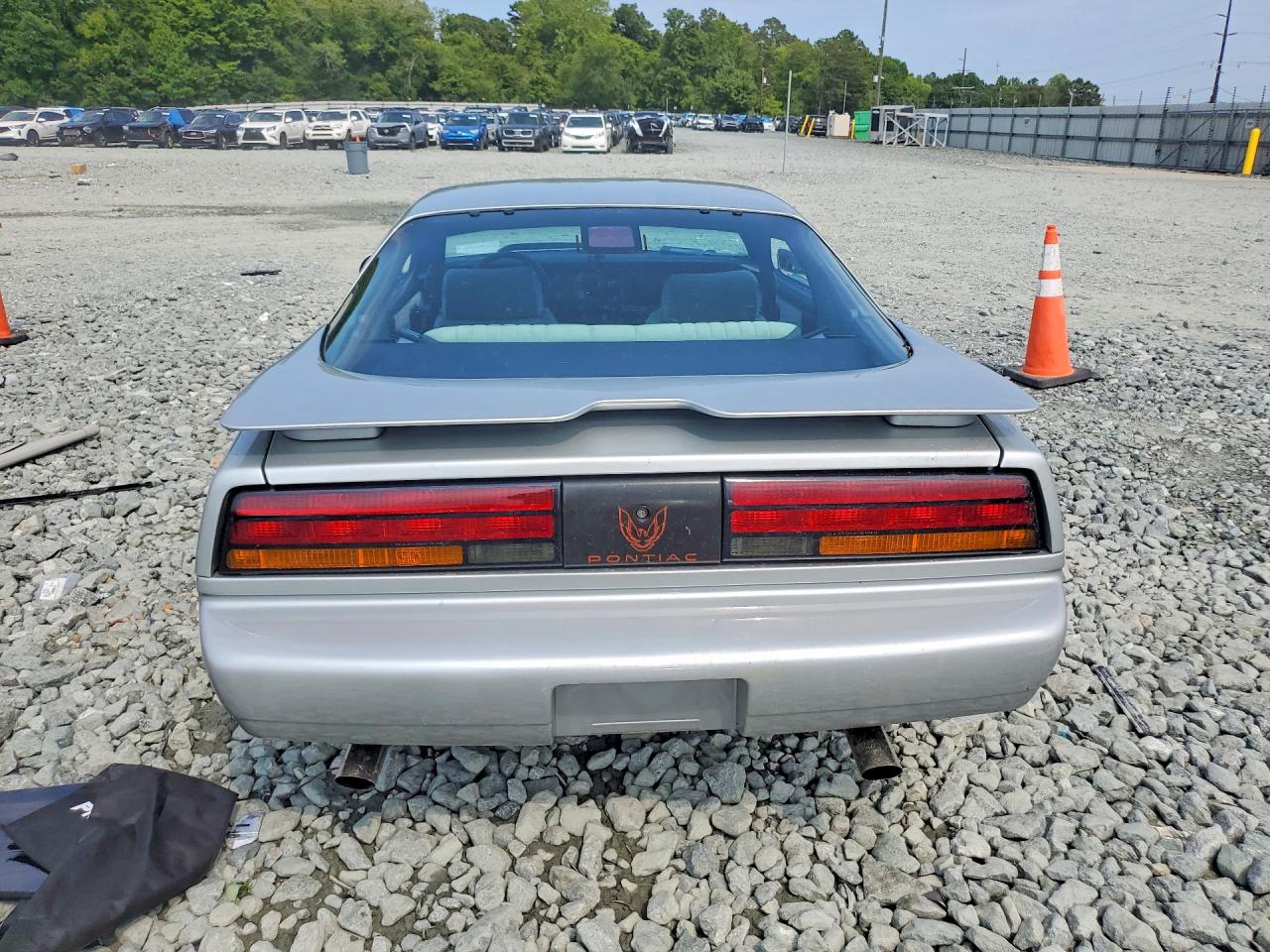 1991 Pontiac Firebird Formula Silver vin: 1G2FS2389ML236074