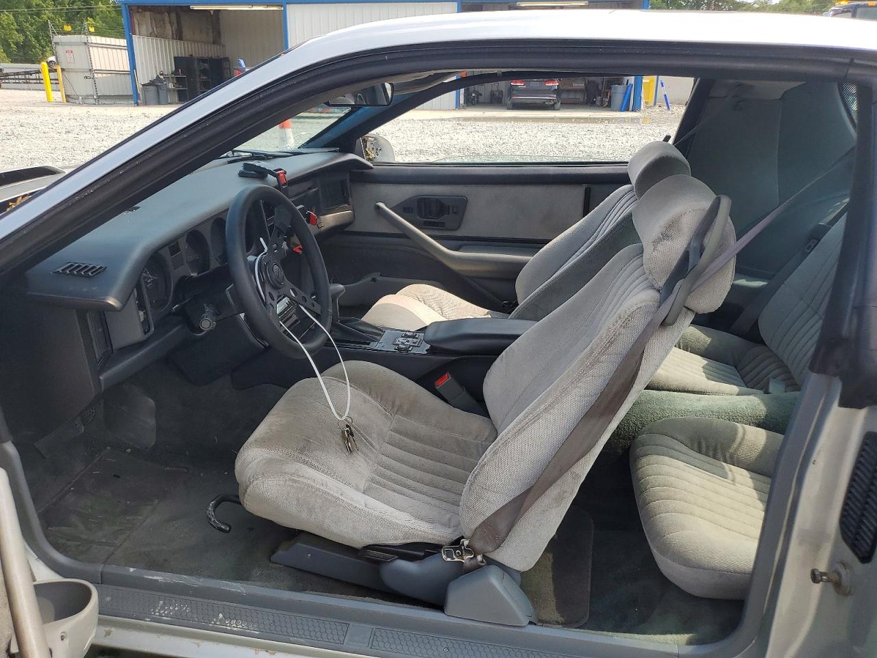 1991 Pontiac Firebird Formula Silver vin: 1G2FS2389ML236074