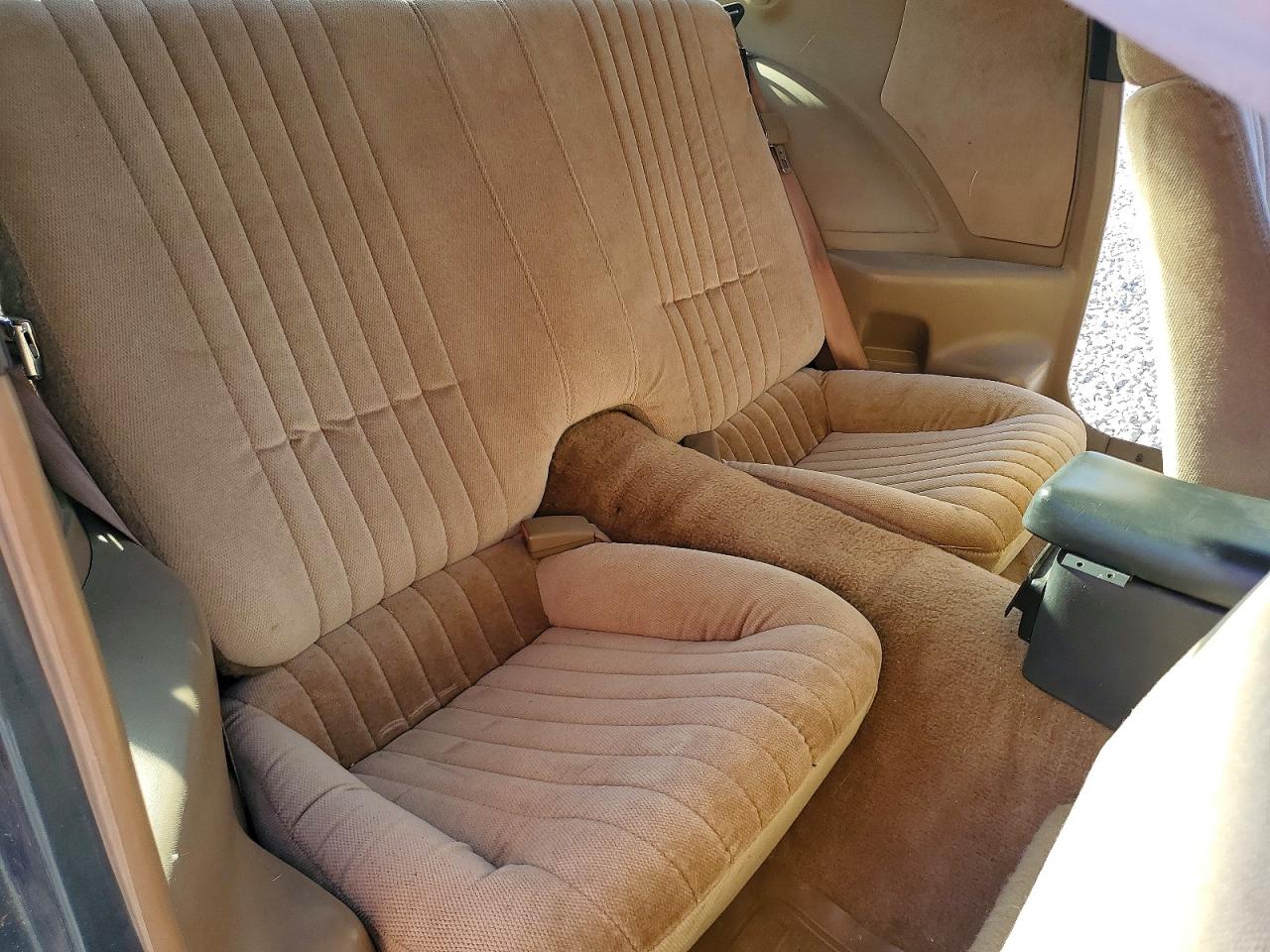 1992 Pontiac Firebird Base Green vin: 1G2FS23E2NL227403