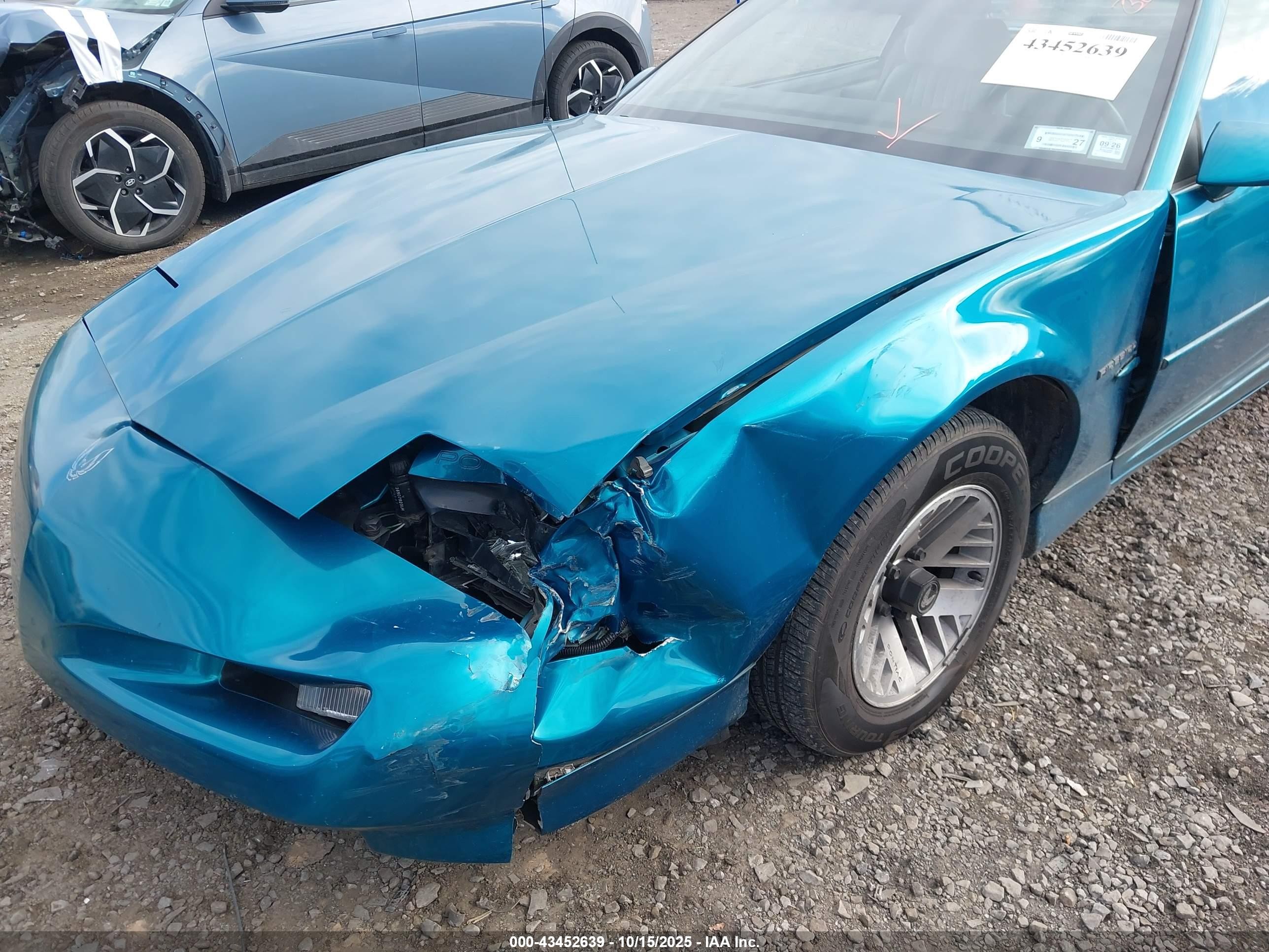 1992 Pontiac Firebird Formula Blue vin: 1G2FS23E7NL226294