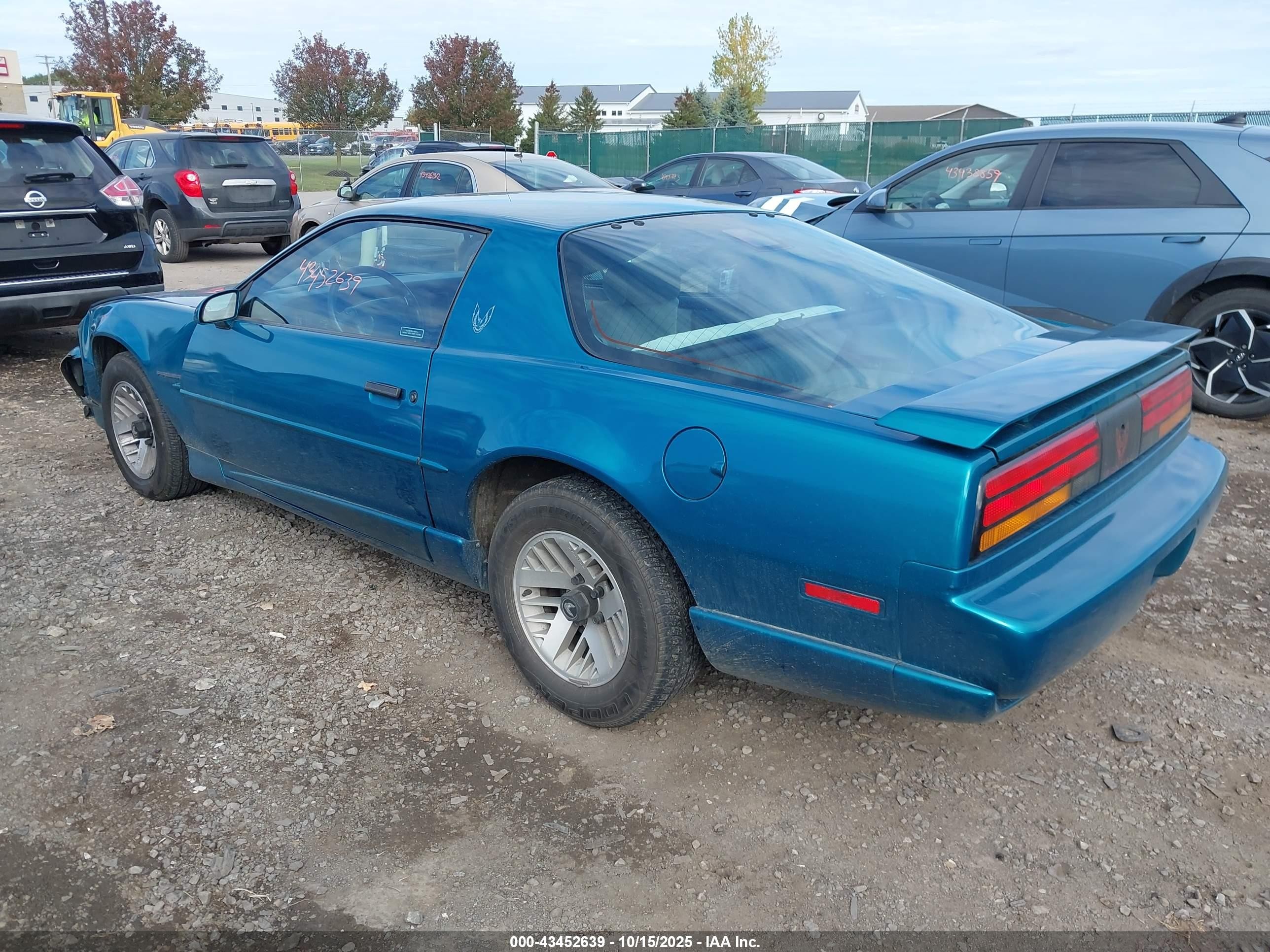 1992 Pontiac Firebird Formula Blue vin: 1G2FS23E7NL226294