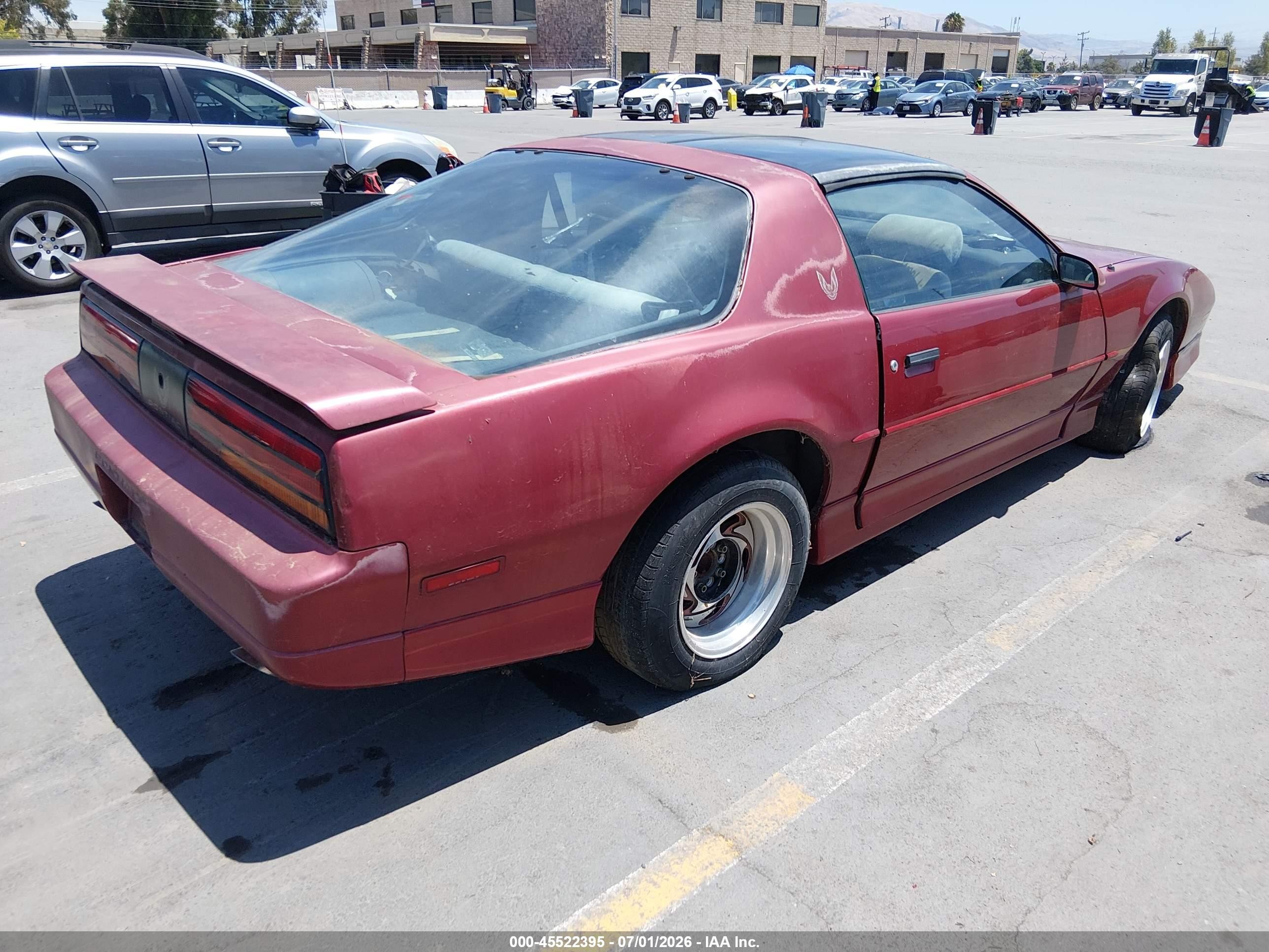 1990 Pontiac Firebird   Red vin: 1G2FS23T1LL200060